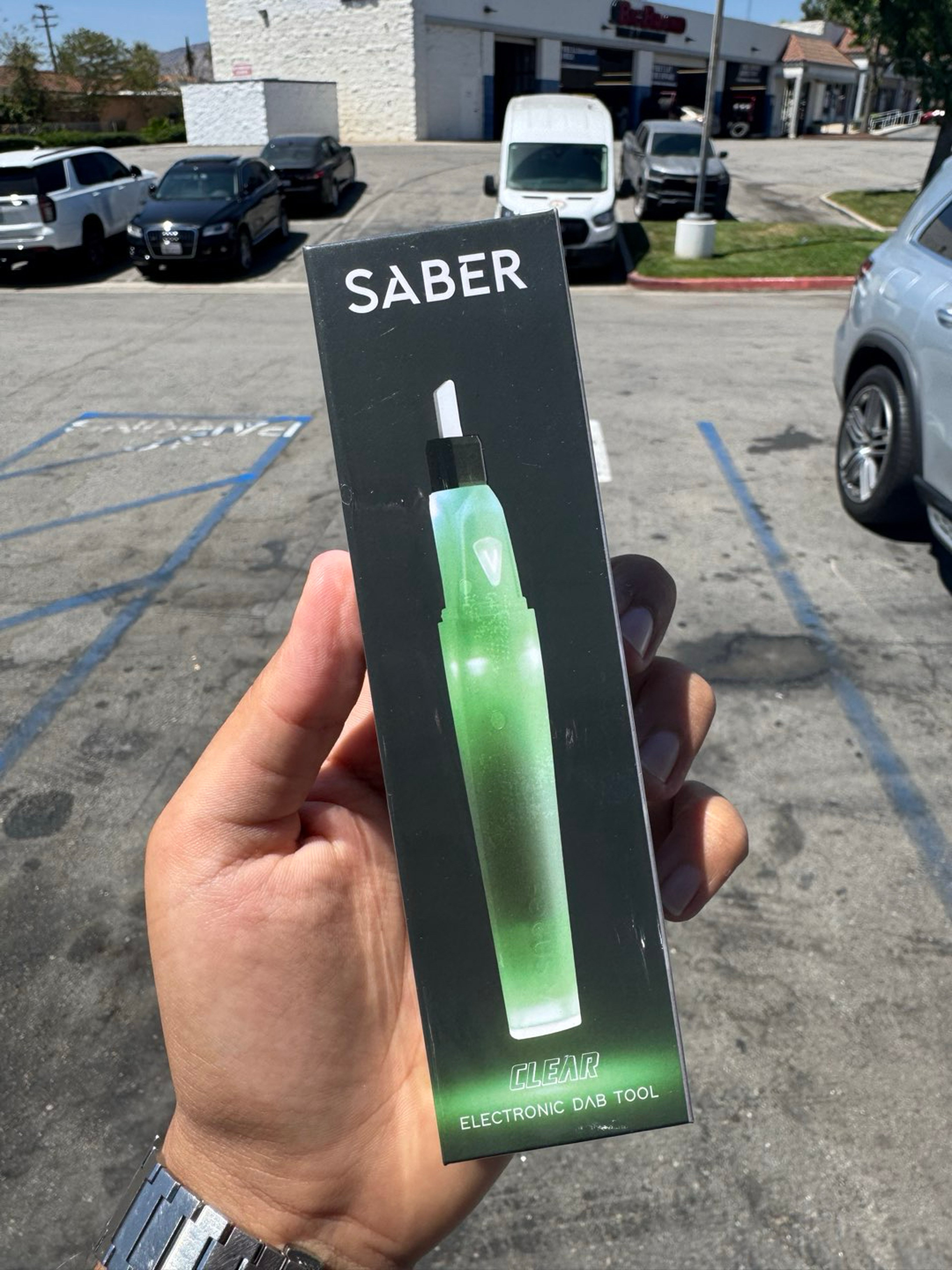 Preview pic of Saber Knife Clear