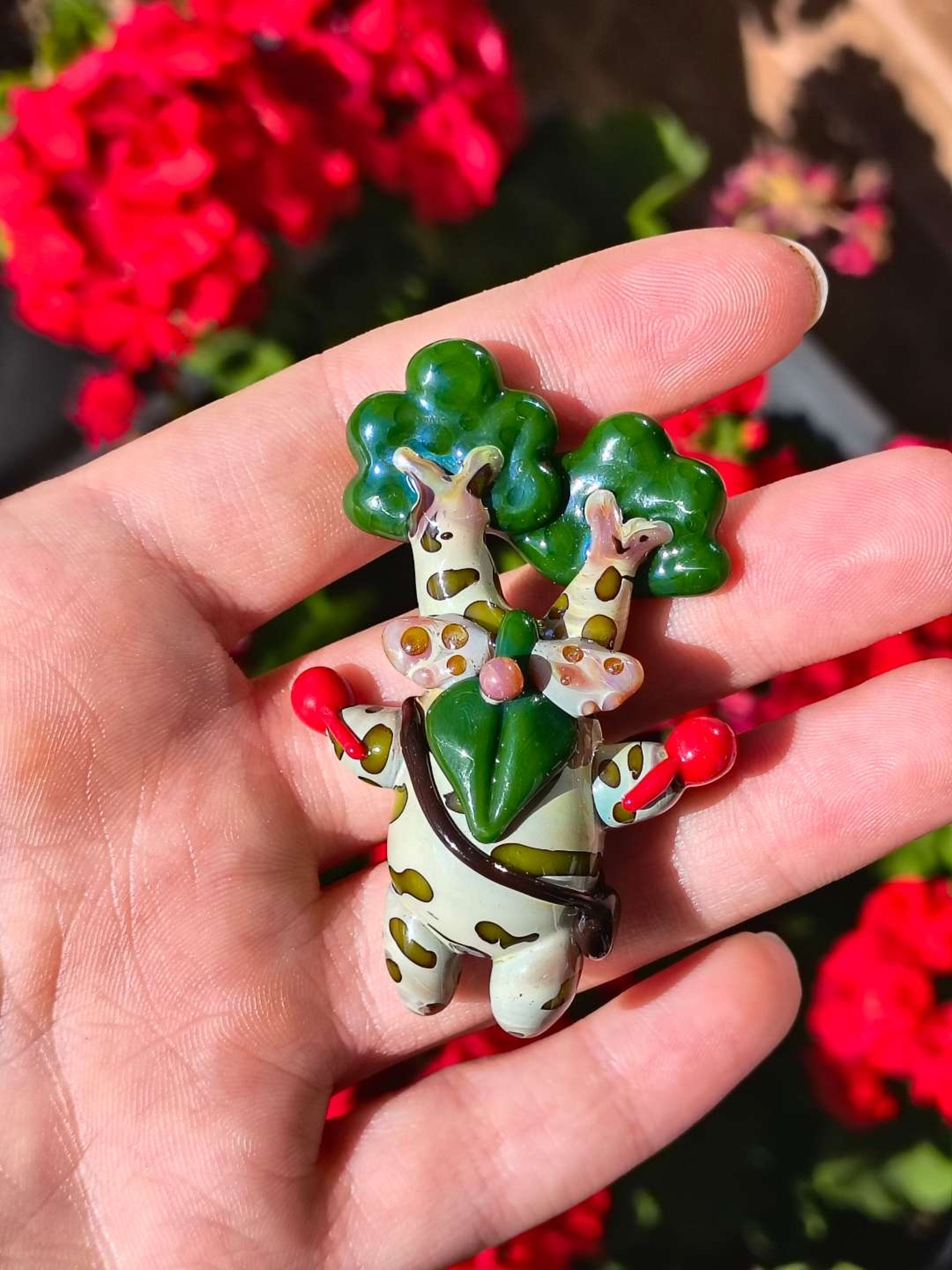 Preview pic of Hestu Pendant
