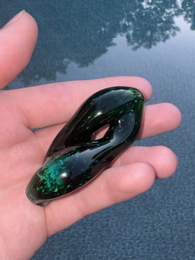 Preview pic of Twisted donut Roach stone 🍩