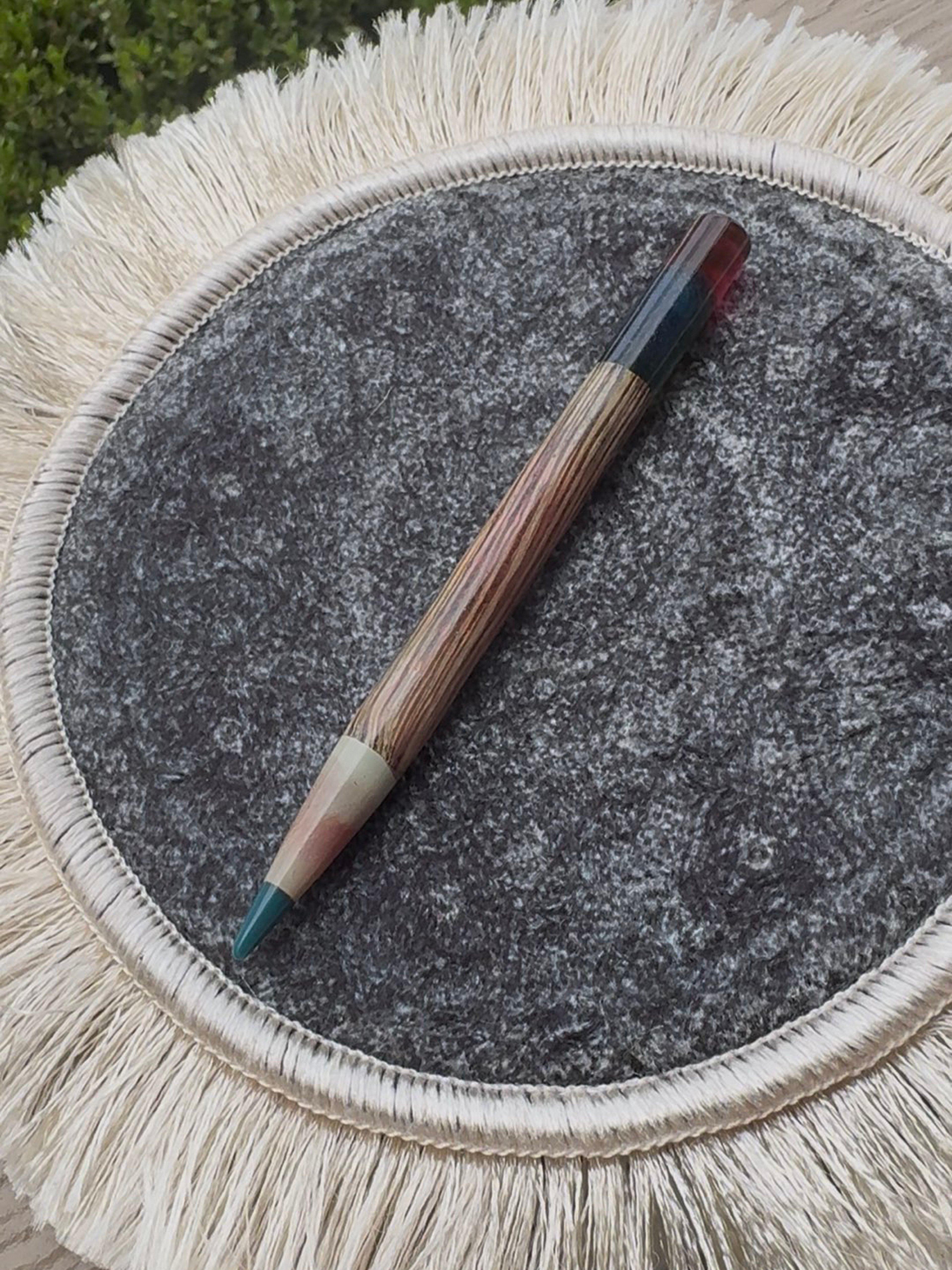 Preview pic of Sherbet X Creep Glass Pencil