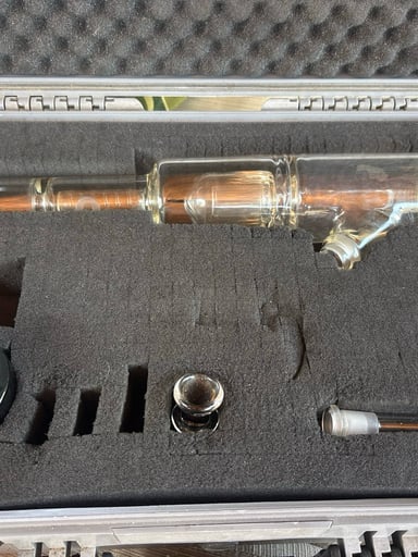 Preview pic of Limited Edition Möbius Glassworks Strato