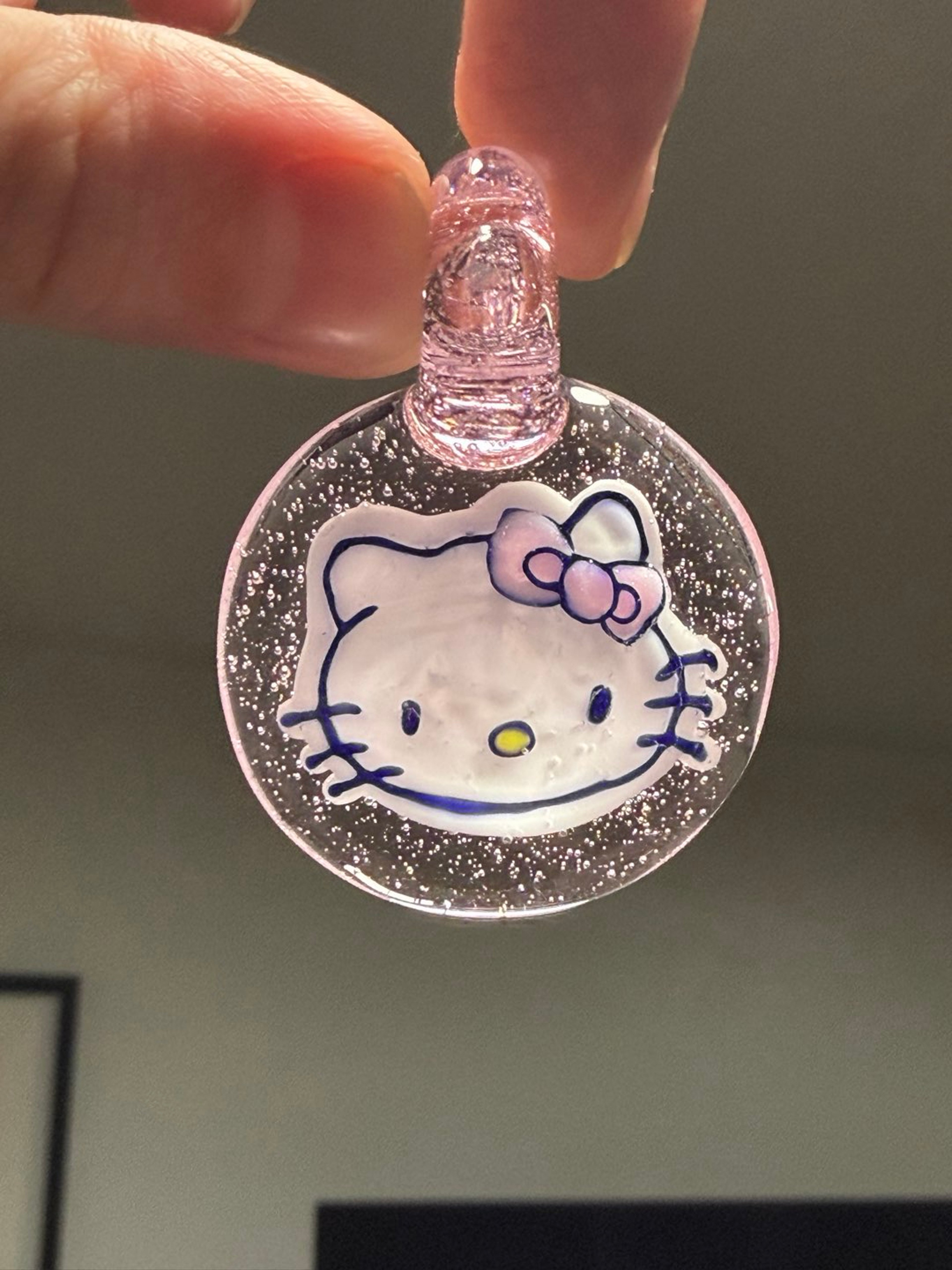 Preview pic of Hello kitty pendant
