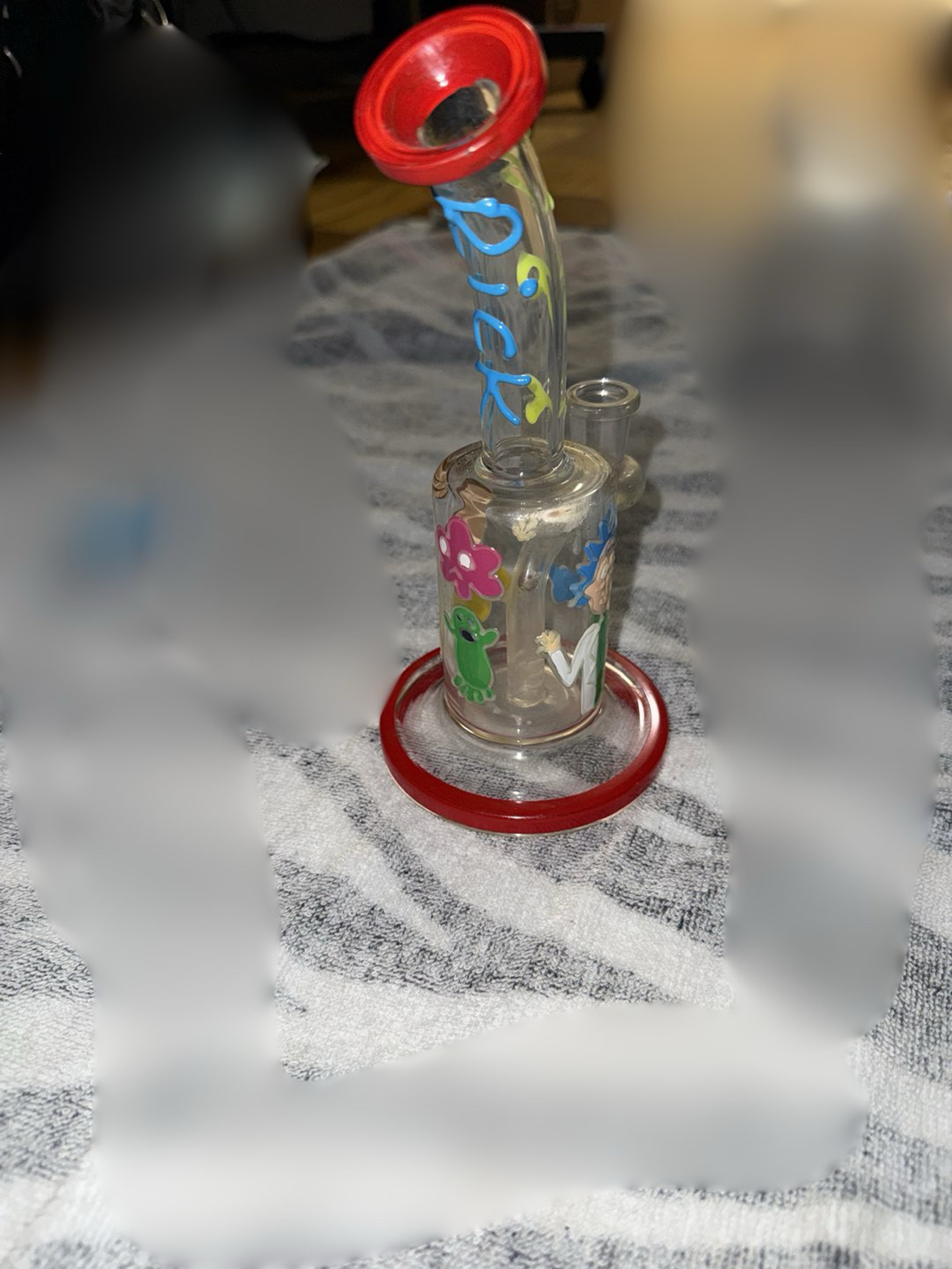 Preview pic of Custom Glass Water pipe,Cartoon Character Design, Color Accents, Bowl & Carb Cap