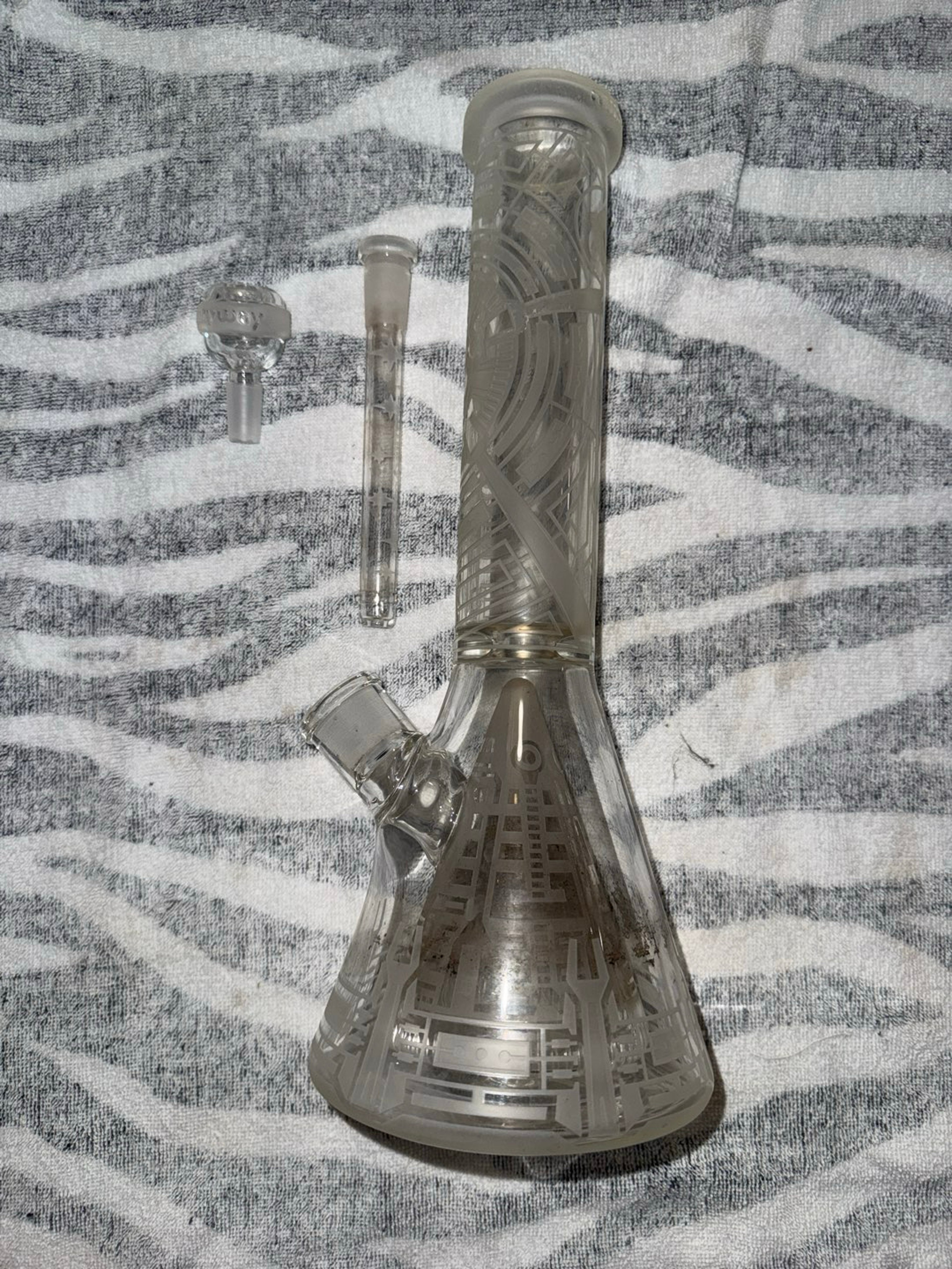 Milky Way Glass Water Pipe 14mm Etched Design Beaker Base w/ Bowl & Downstem image 0
