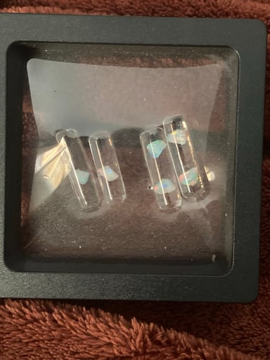 Preview pic of 4 pillars 6 opals