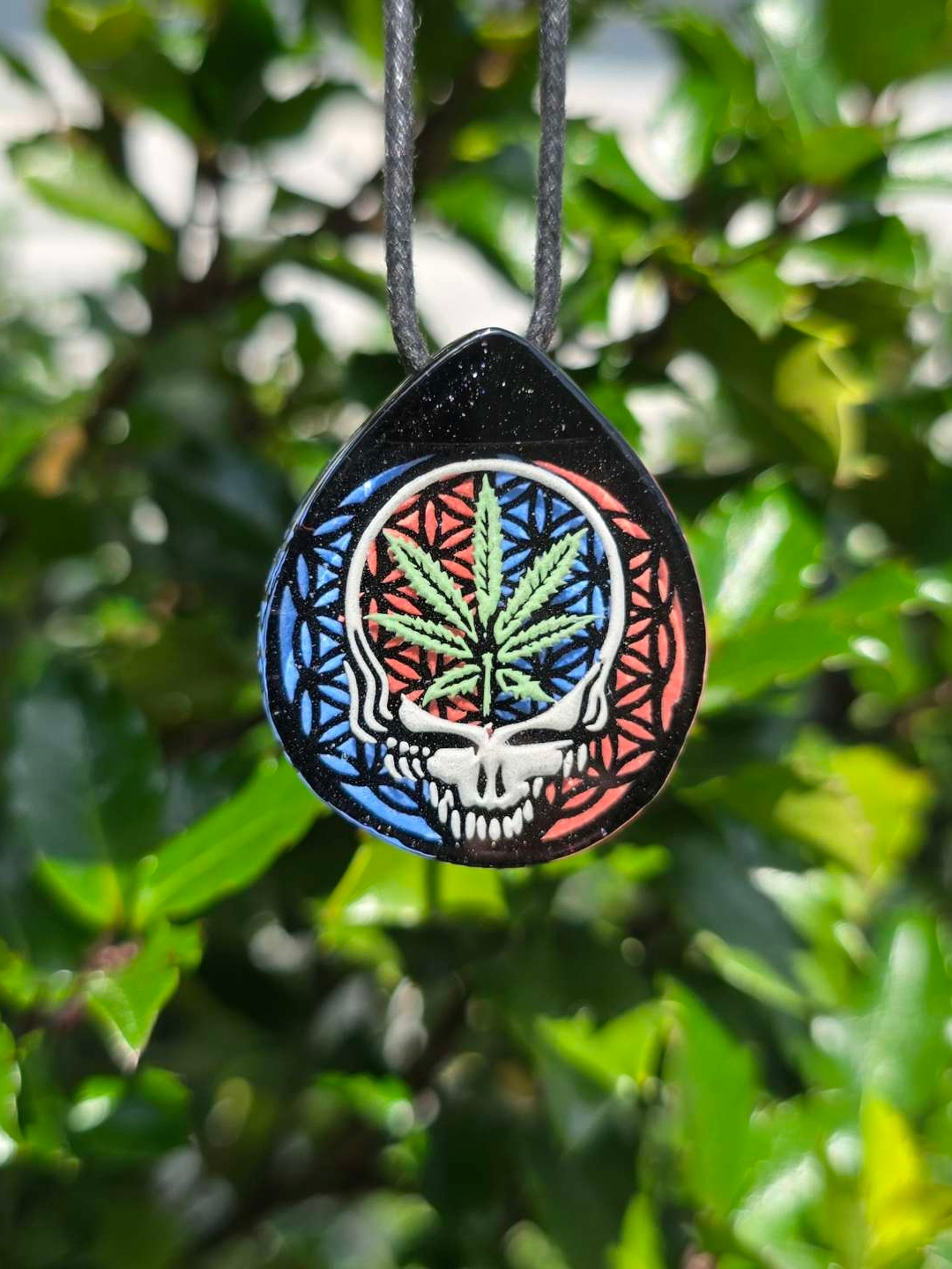 Grateful Dead Steal Your Face Layered Glow Pendant image 0