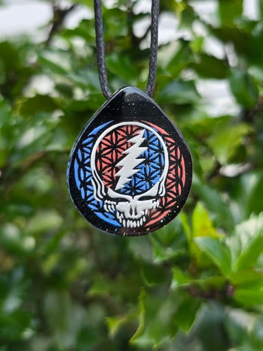 Preview pic of Steal Your Face Layered Glow Pendant