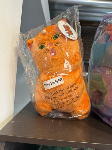 Preview pic of Lazercat plushie