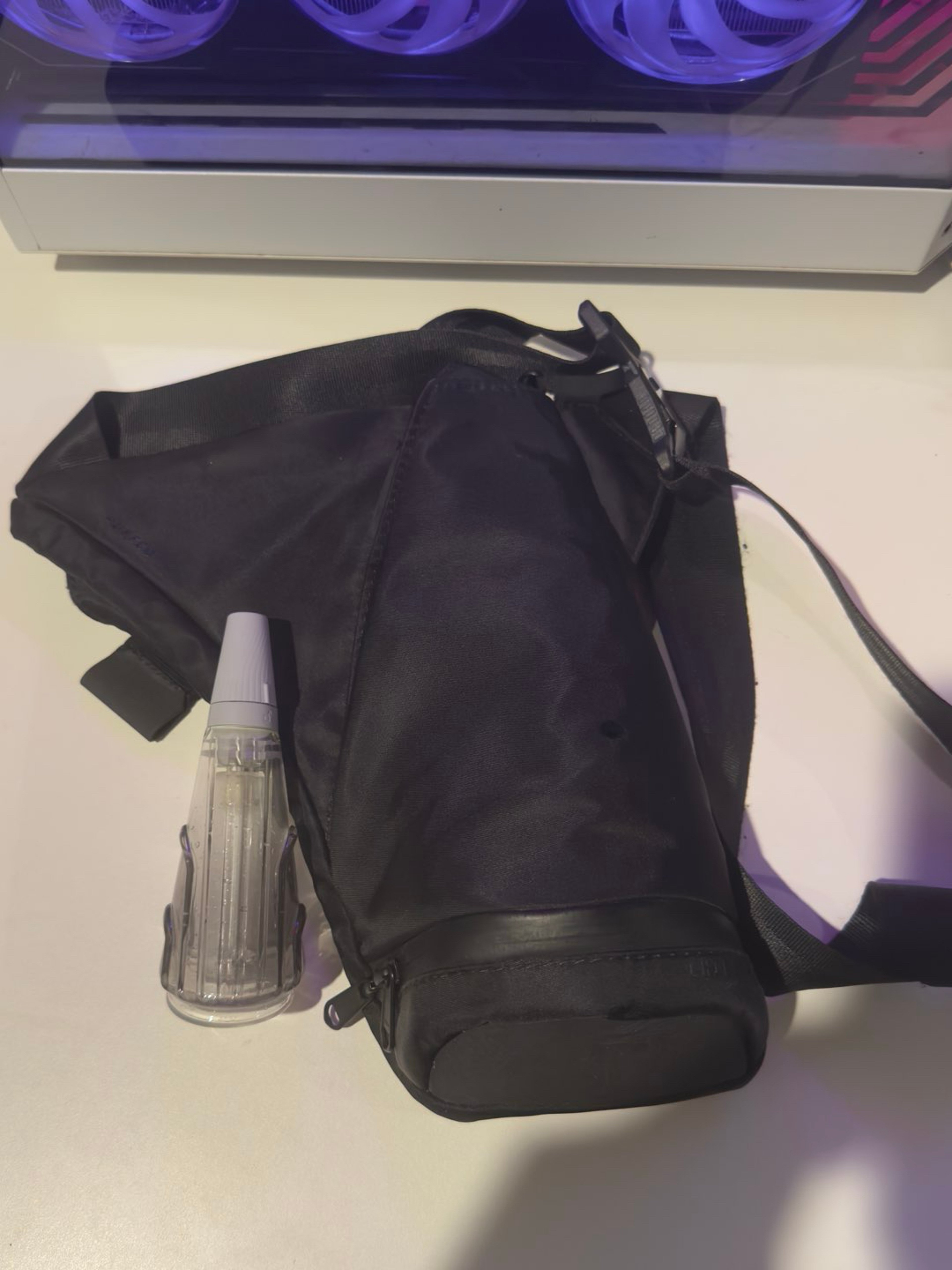 Preview pic of Puffco Peak Pro Travel Glass Guardian Edition & Travel Bag