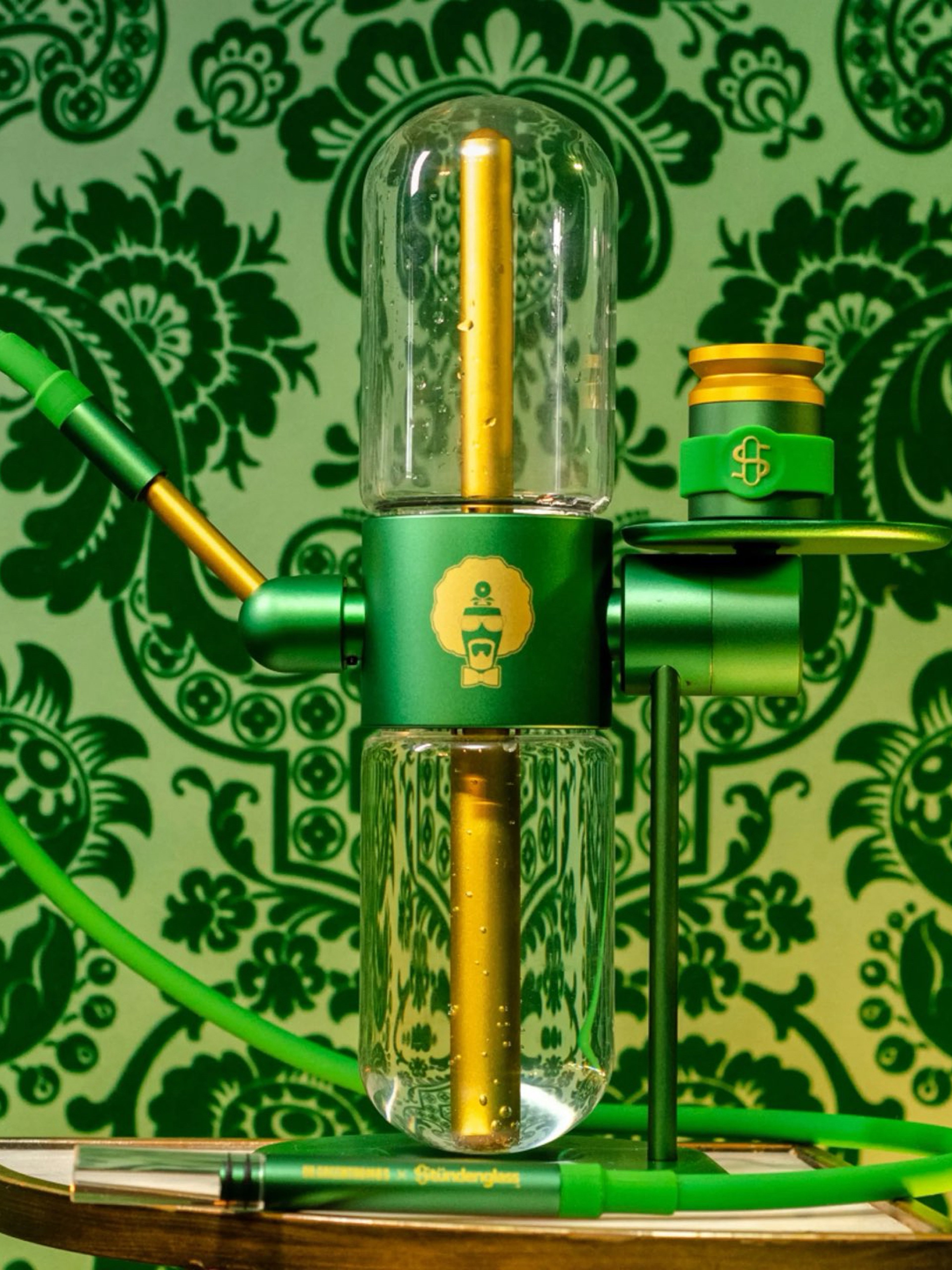Preview pic of DR GREENTHUMBS Stundenglass Gravity Hookah Glass Bong Water Pipe 360 Rotating Gravity Bong