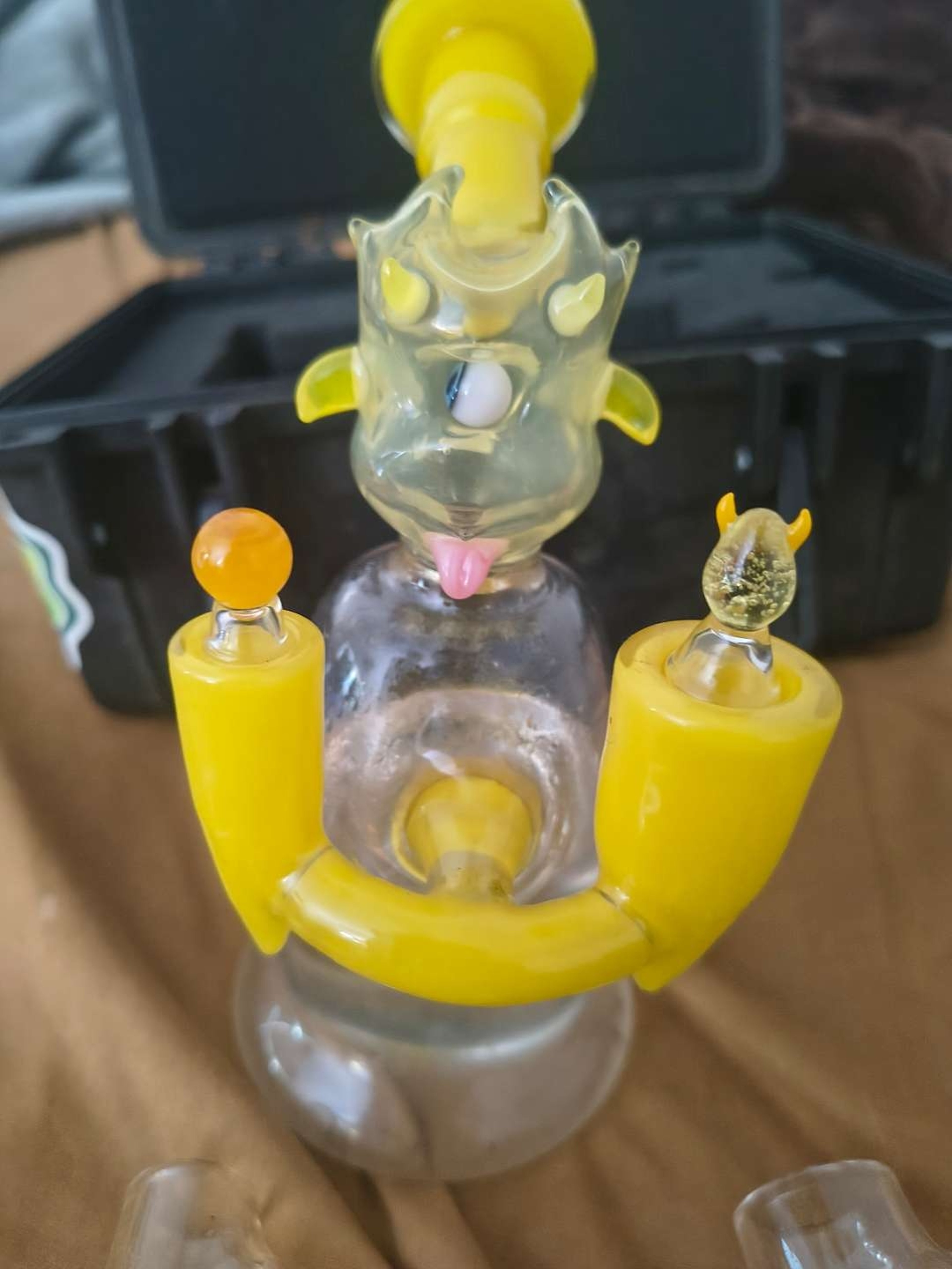 Slack glass cyclops image 0