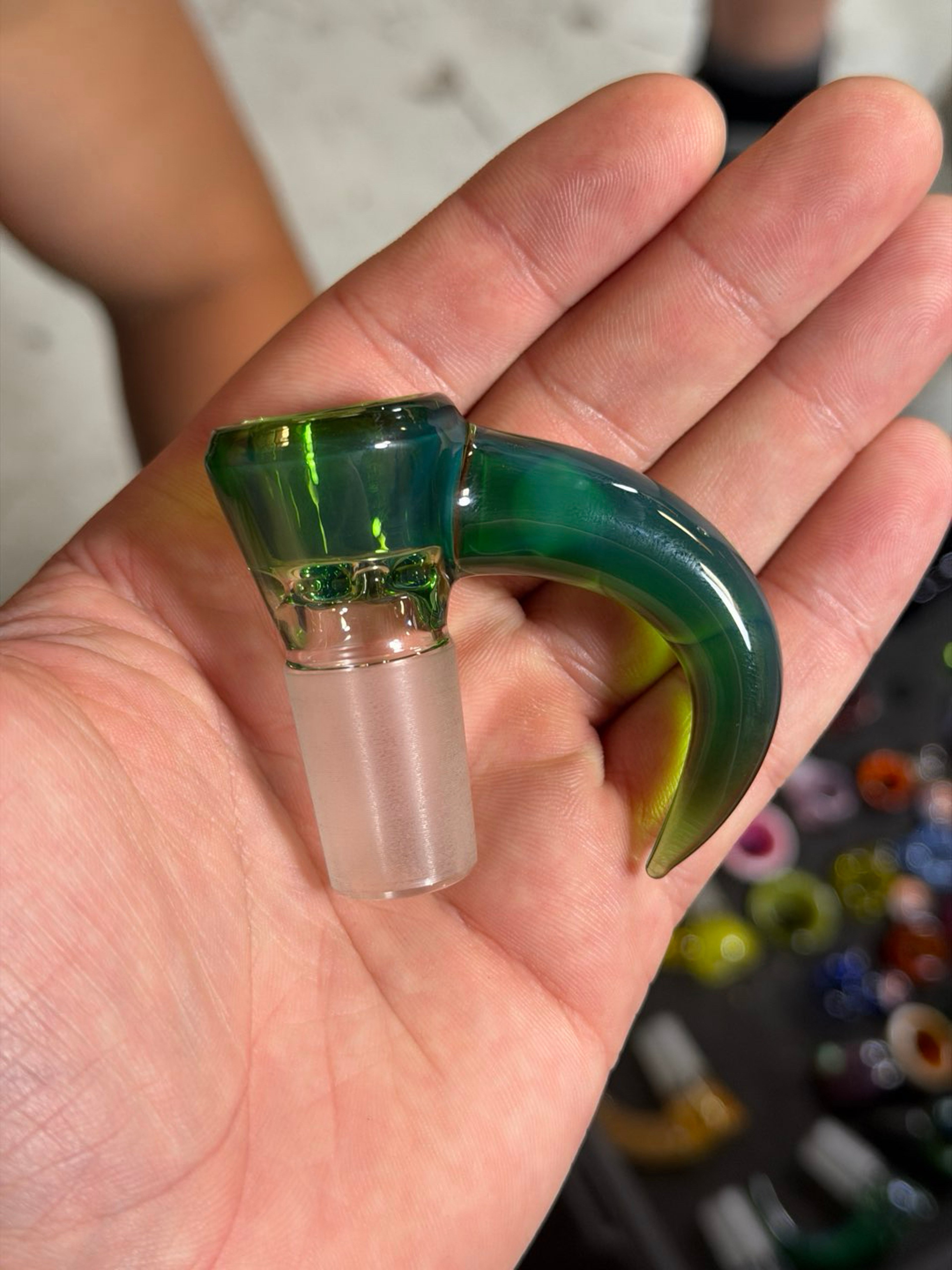Preview pic of New 18mm Slide in Plantphibian by Sleepyz Glass