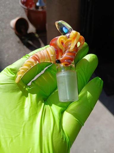 Preview pic of Dippy Glass Slide