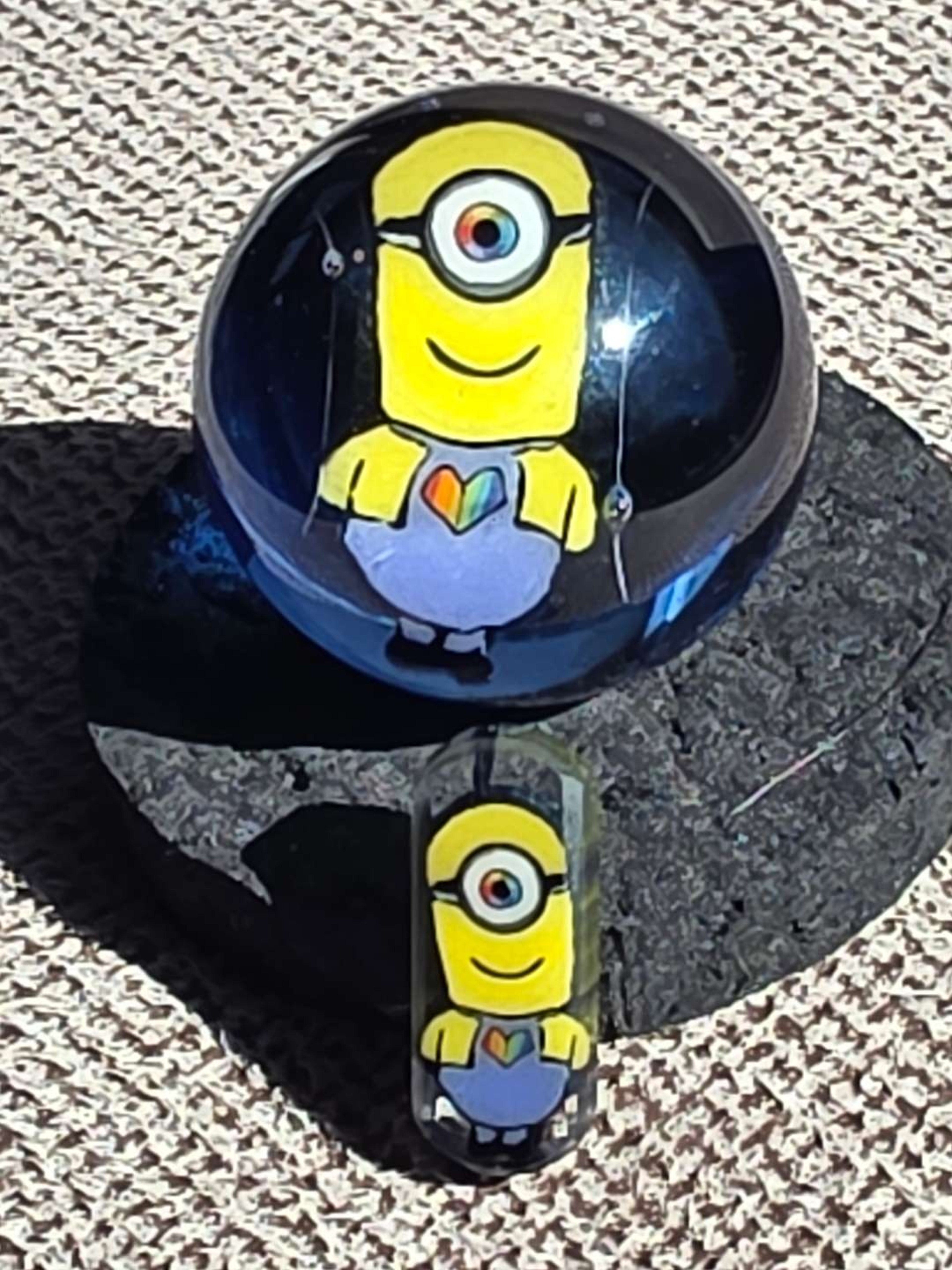 Preview pic of Brand New Puntington Minion Mib & Pillar.