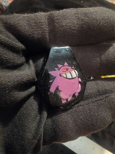 Preview pic of Gengar Pendant by Joshua Darke UV and Glow