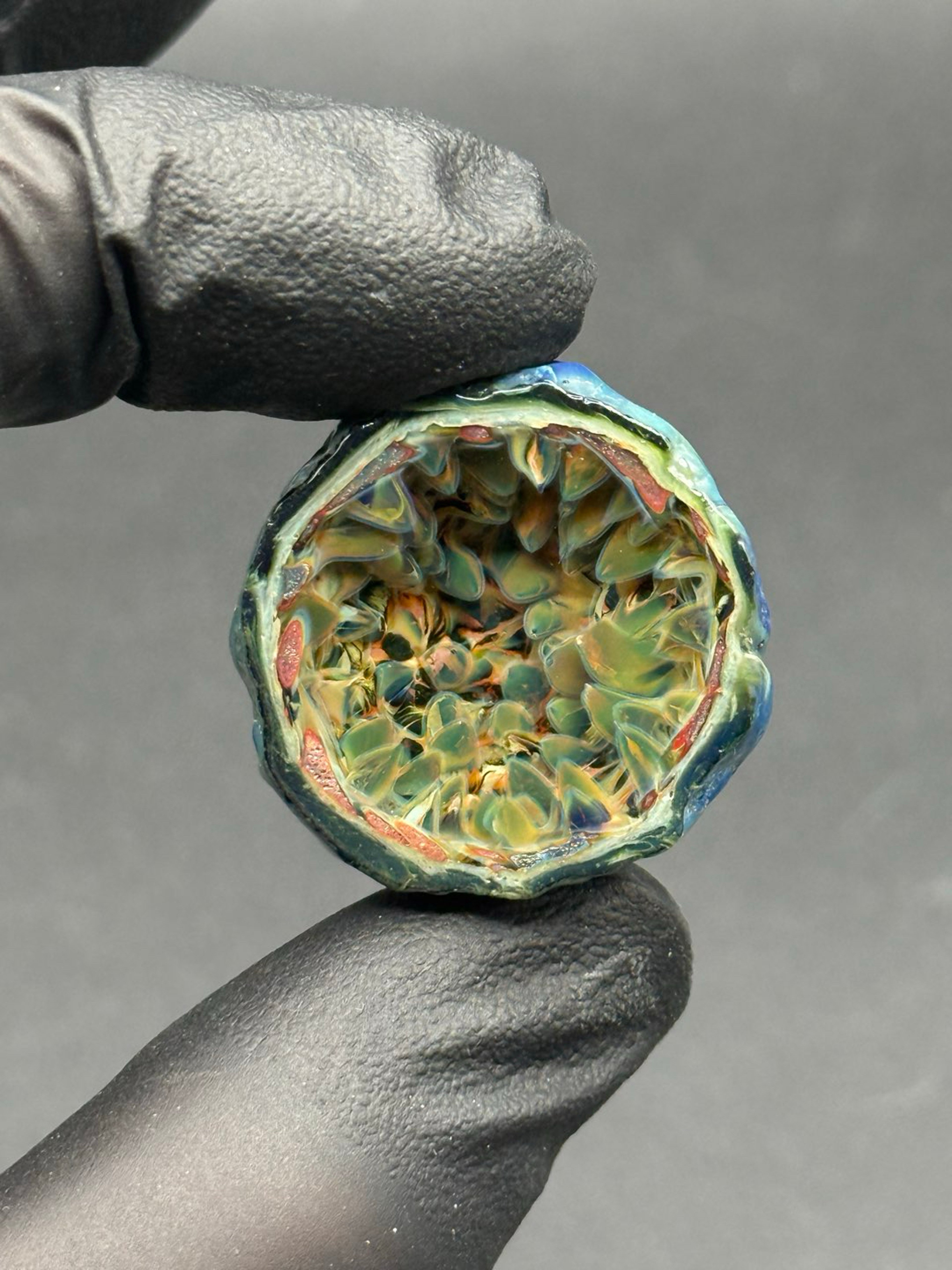 Preview pic of Pocket geode UV