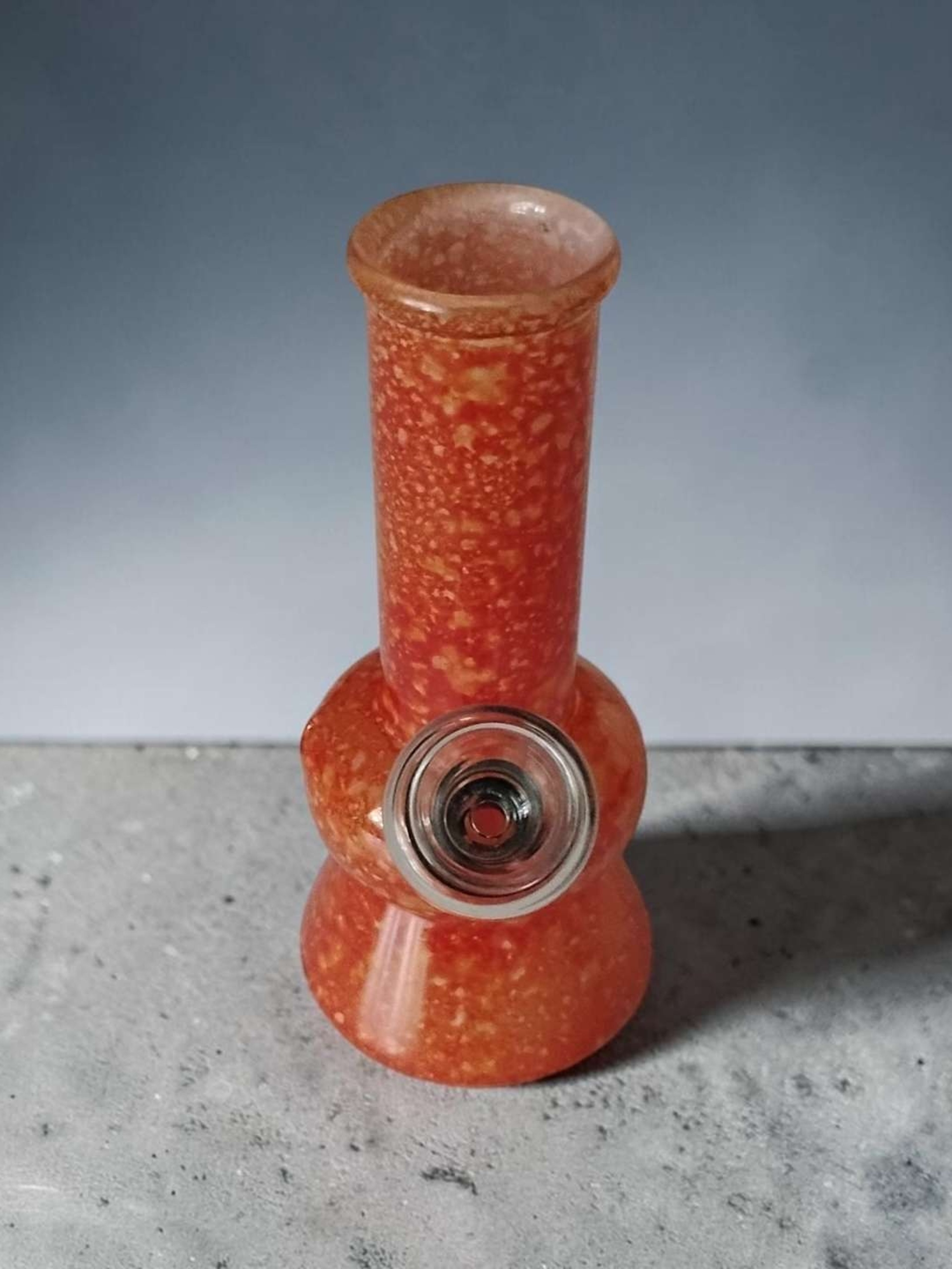 Mini Bong Red Gold Accents image 0