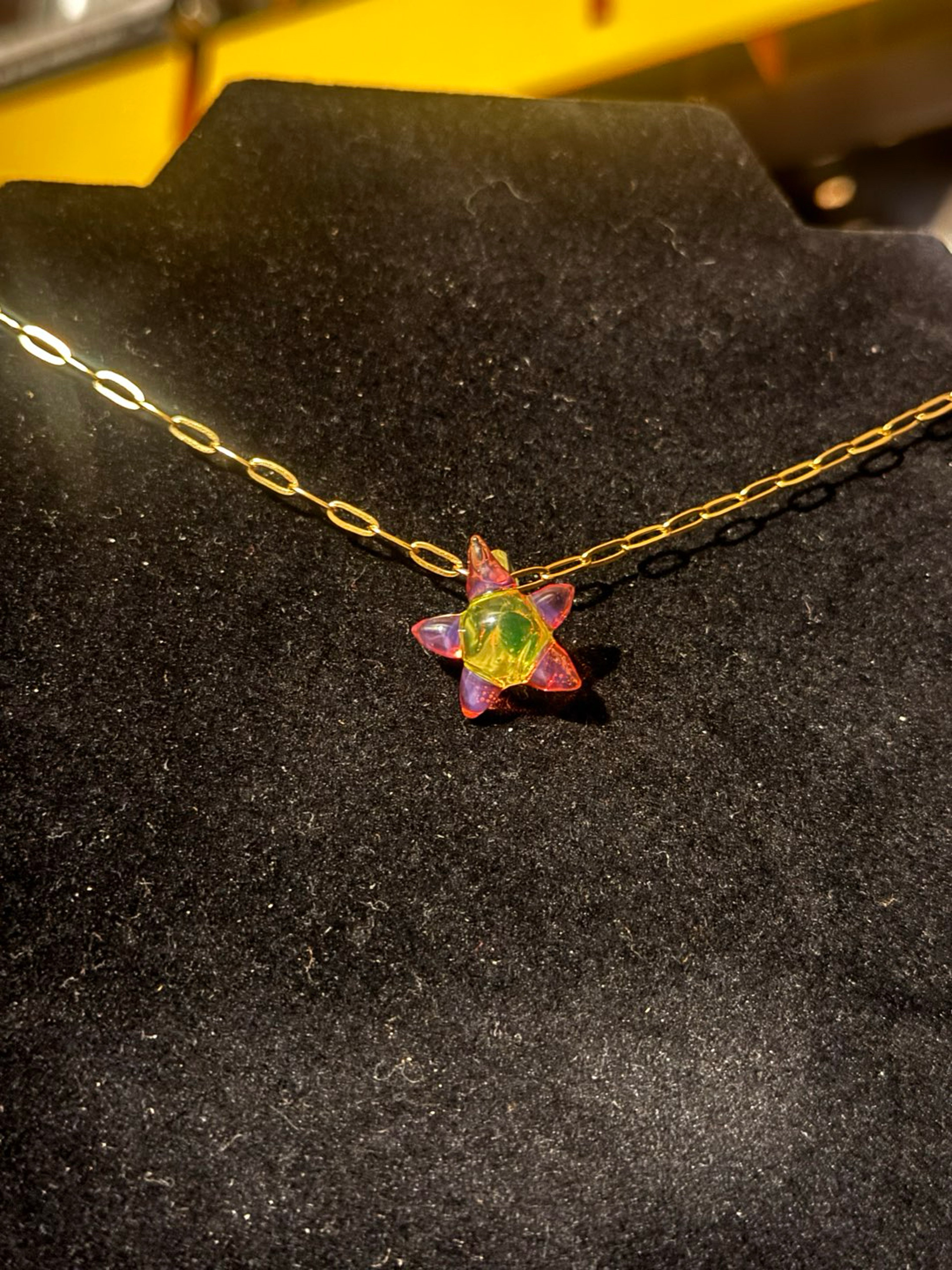 Preview pic of Ion/Karmaline glow star
