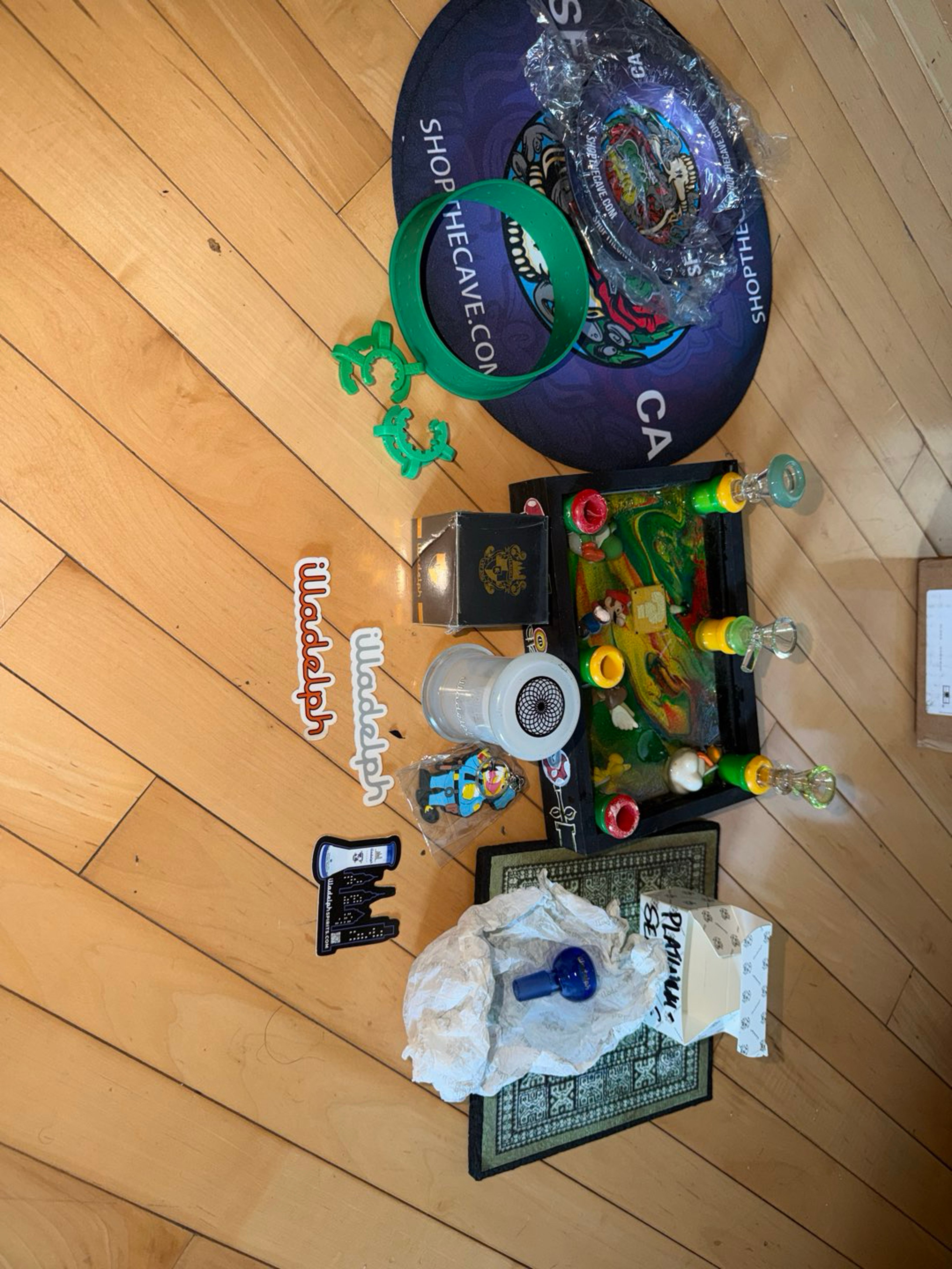 Preview pic of ACCESSORY GOODIE BAG (over $250 in value!)