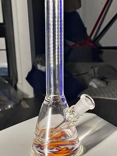 Preview pic of 7” BIZARRE WIG WAG BEAKER