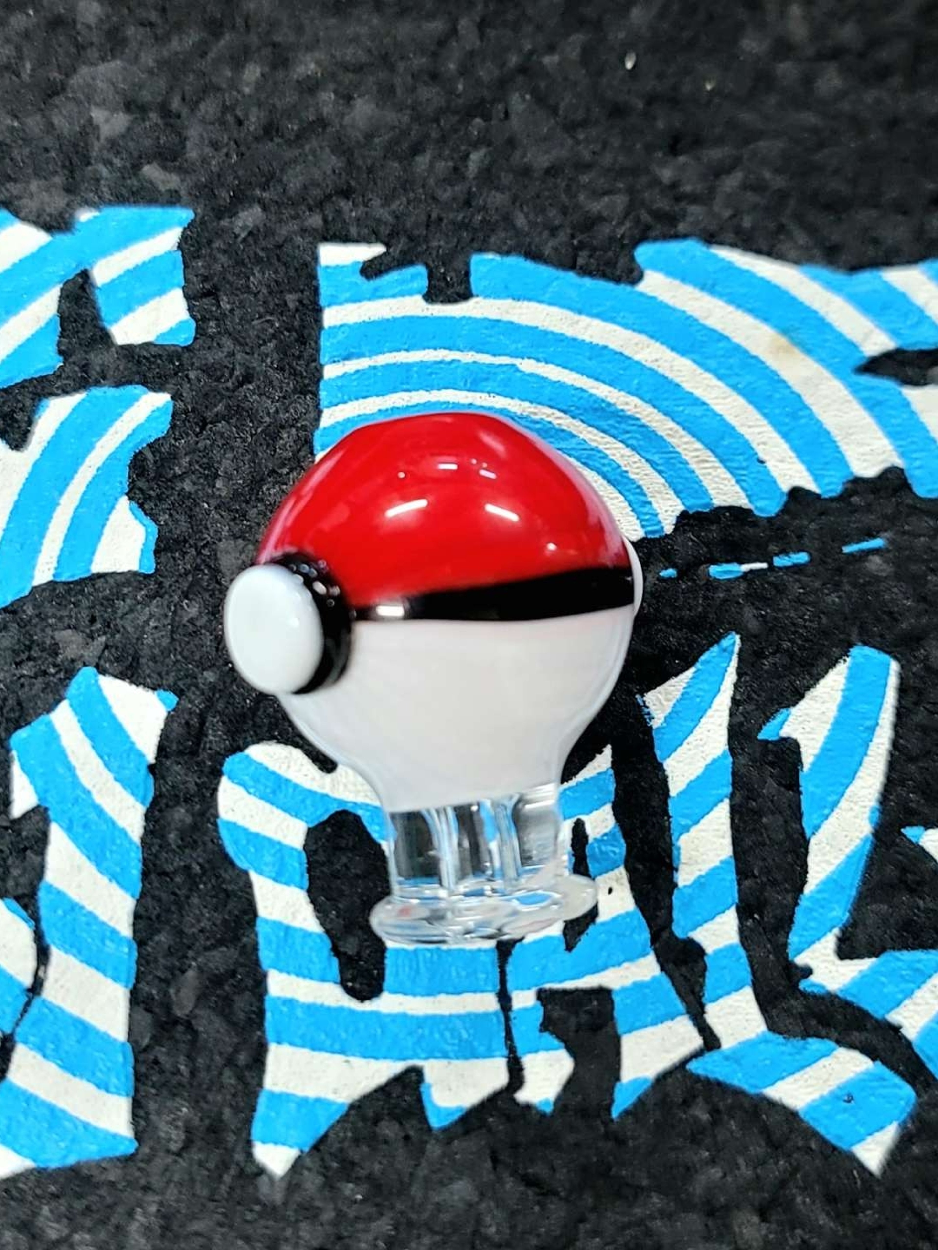 Preview pic of Puffco Pivot Pokeball Mouthpiece