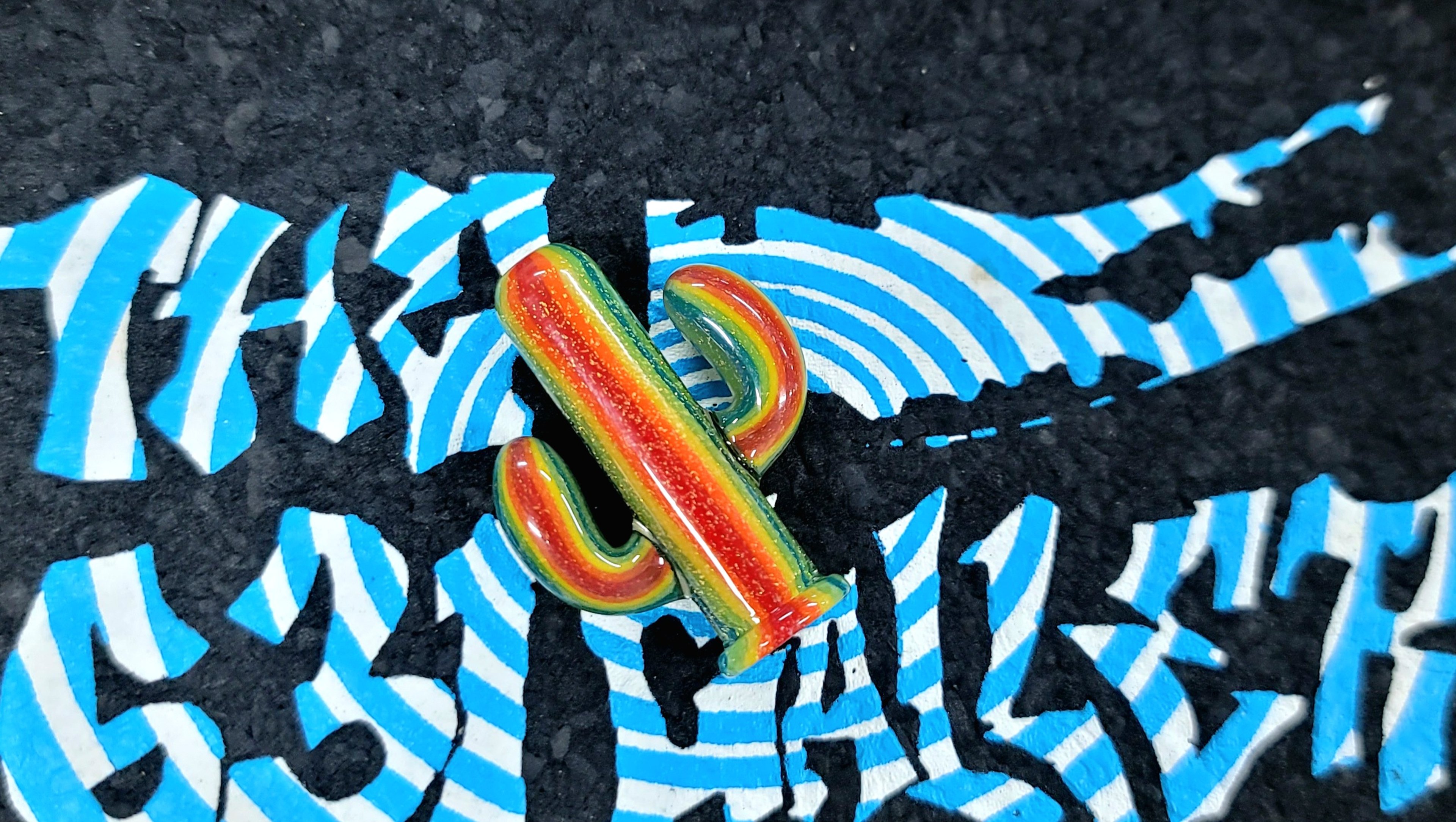 Preview pic of Puffco Pivot Cactus Mouthpiece (Rainbow)