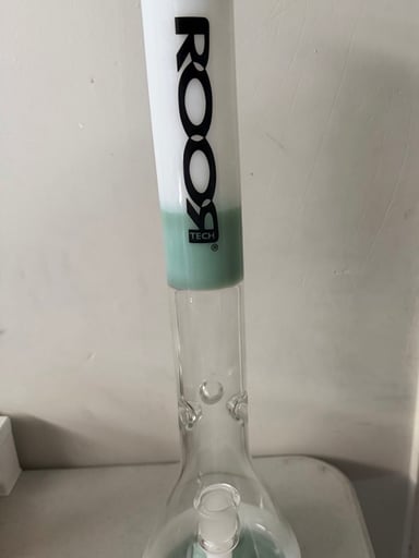 Preview pic of ROOR Tech Mint Green Fade Beaker