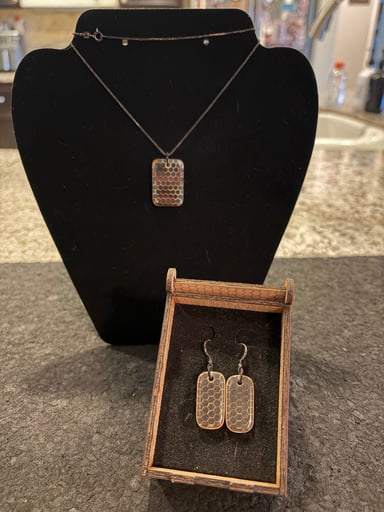 Preview pic of Teurfs Glass Honeycomb pendant and earring set