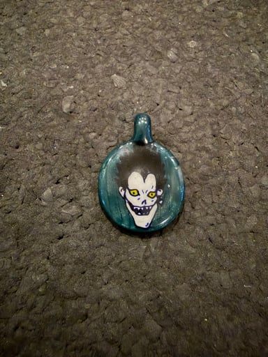 Preview pic of Stringbean Glass Death Note Ryukyu Pendant