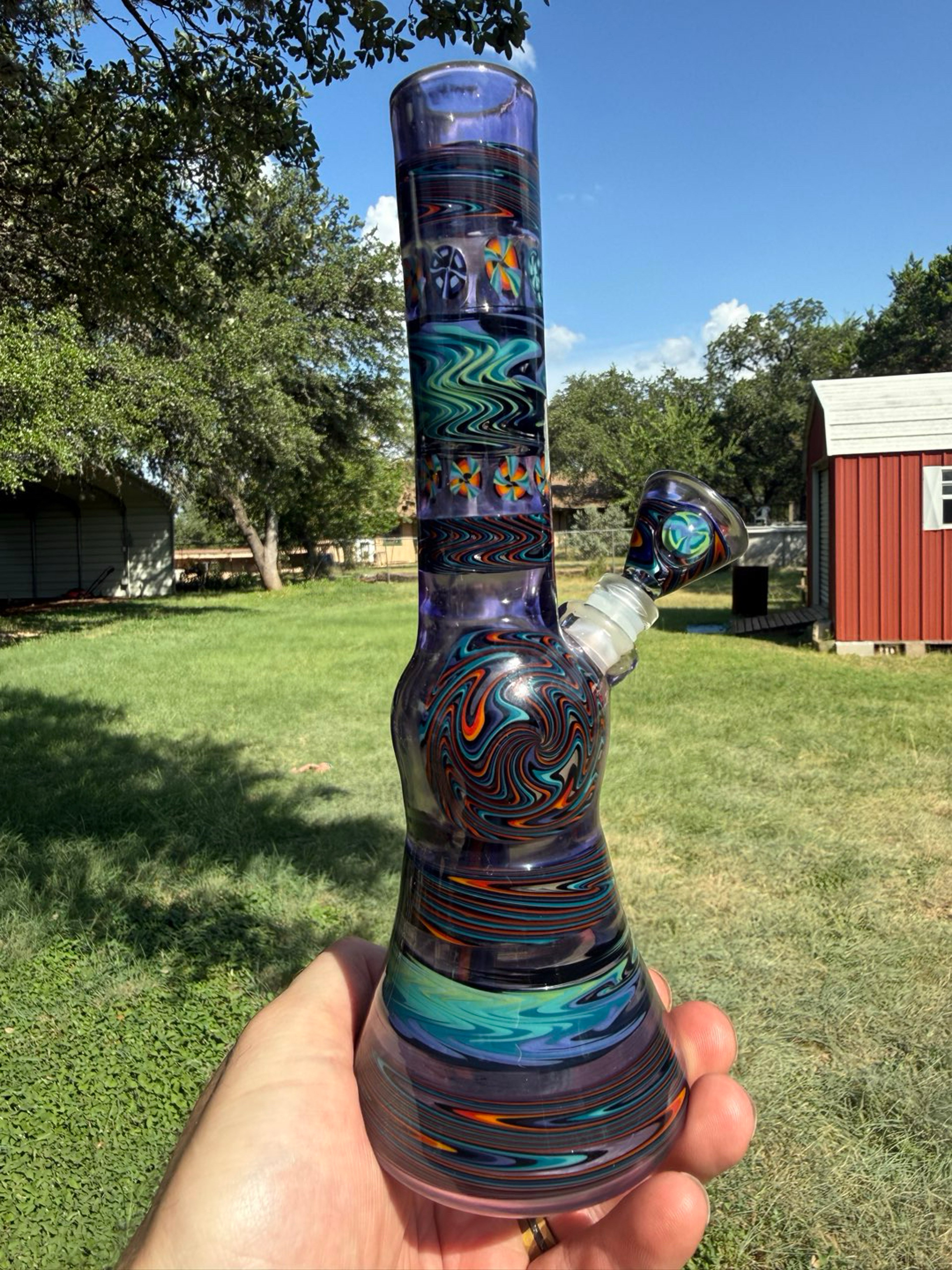 Preview pic of Sleek x Byron tube