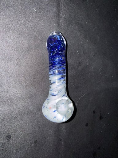 Preview pic of Blue and white bowl