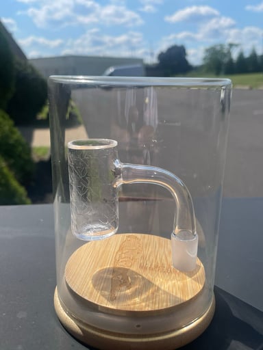 Preview pic of Long Island Quartz 35mm carved bucket