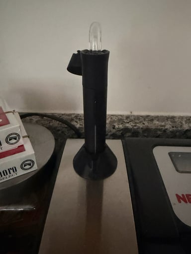 Preview pic of Puffco Pivot