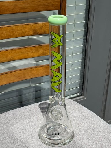 Preview pic of MAV Glass 18"x 9mm Green Slime Beaker Bong
