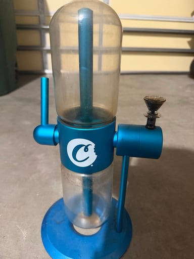 Preview pic of Stunden glass piece