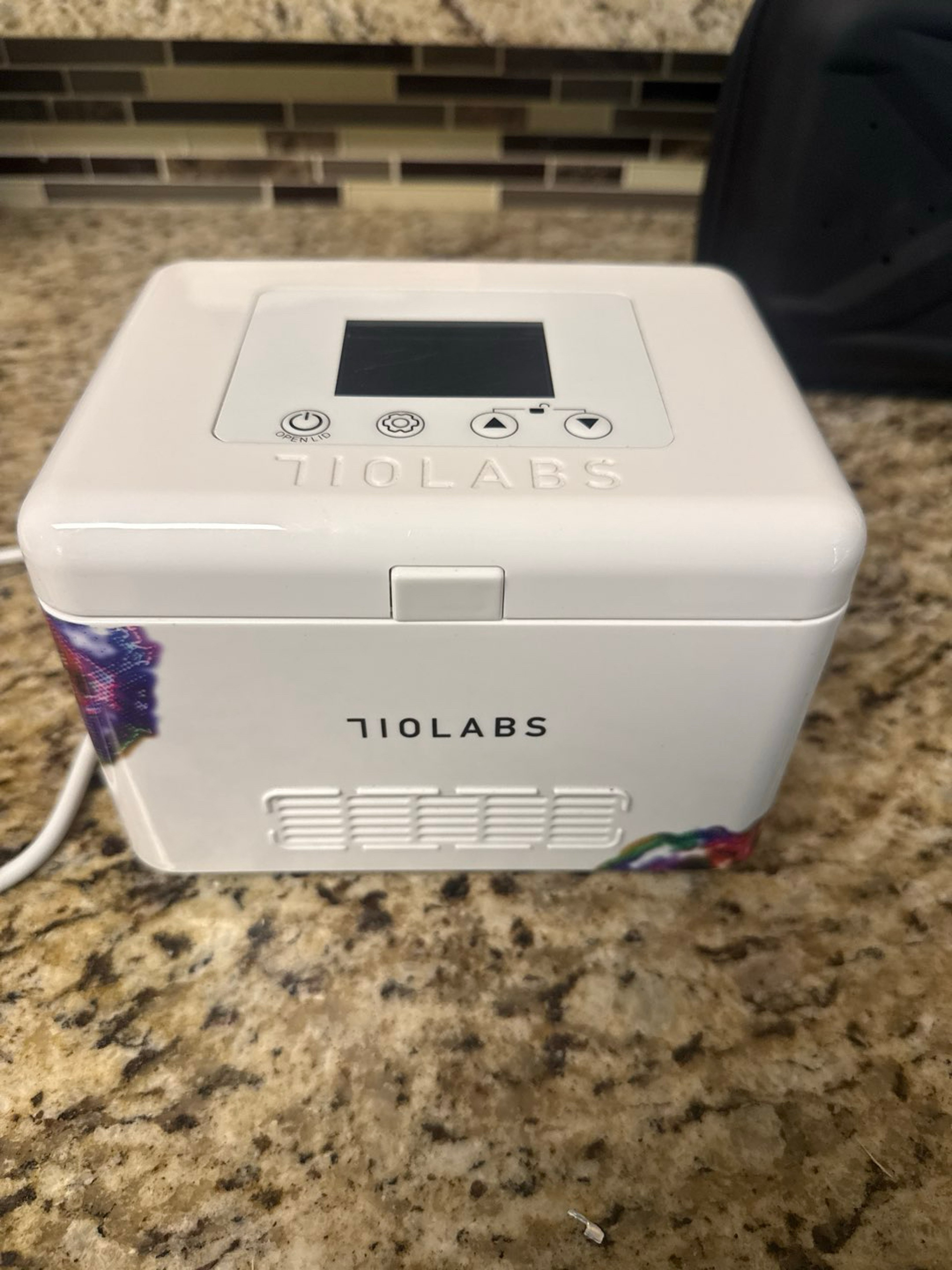 710Labs Portable fridge image 0