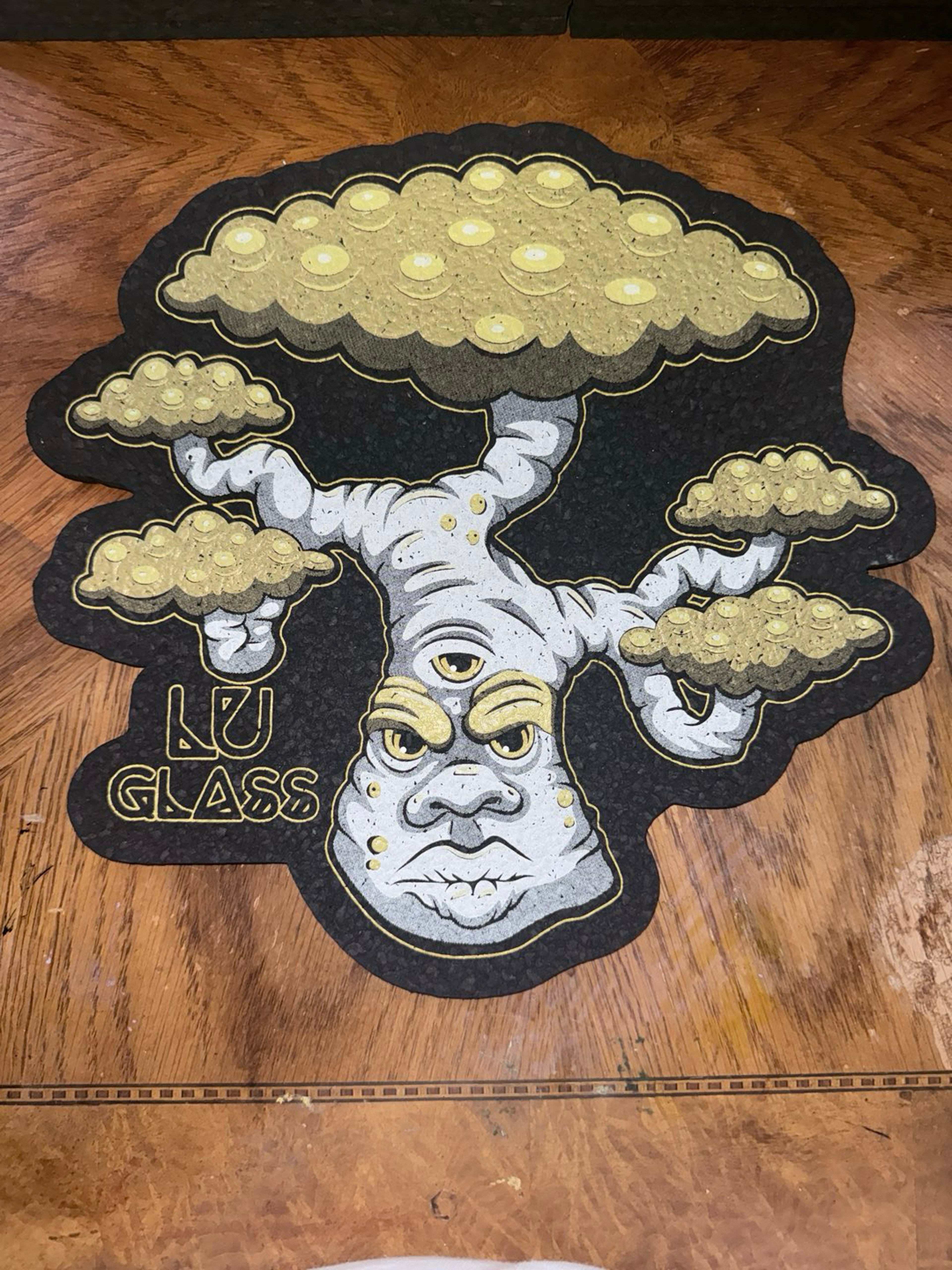 Preview pic of Lu Glass Bonsai Moodmat