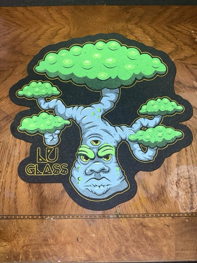 Preview pic of Lu Glass Bonsai Moodmat