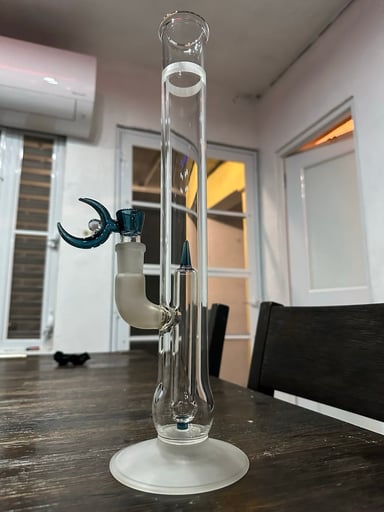 Preview pic of El mollo tube 350 $