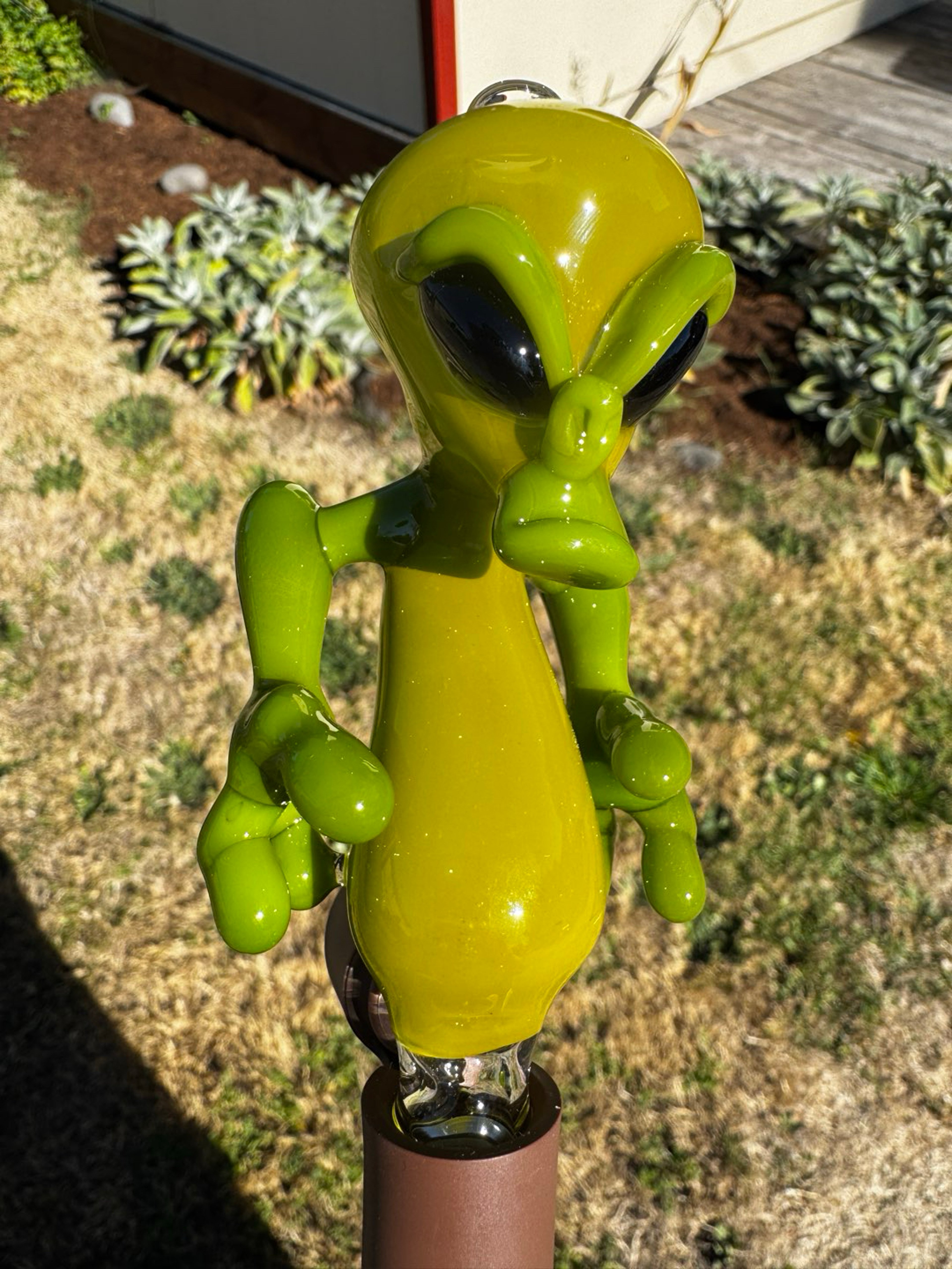 AlsBoroCreations Green Alien Puffco Pivot top image 0