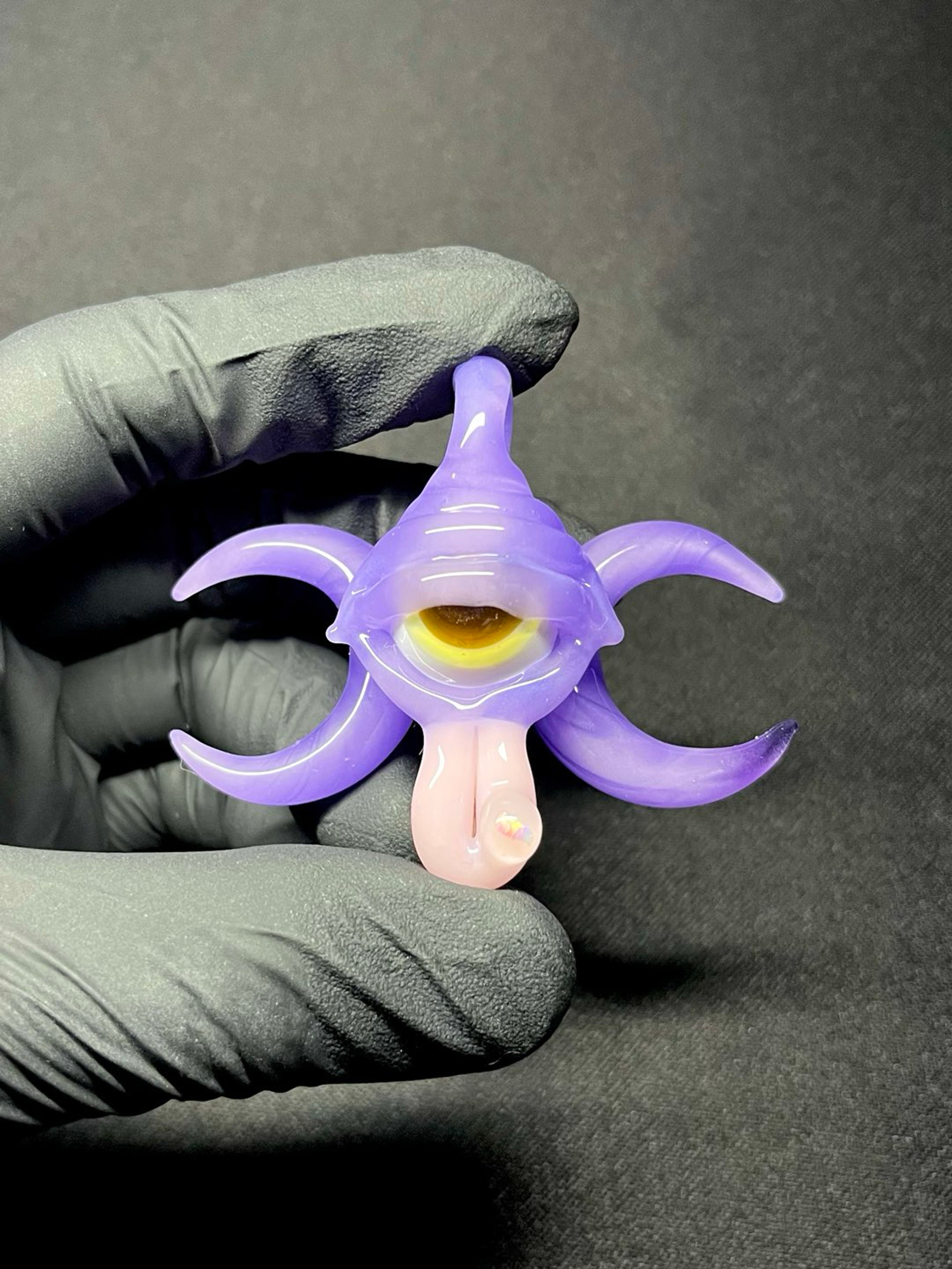 Preview pic of Double crescent eye pendant
