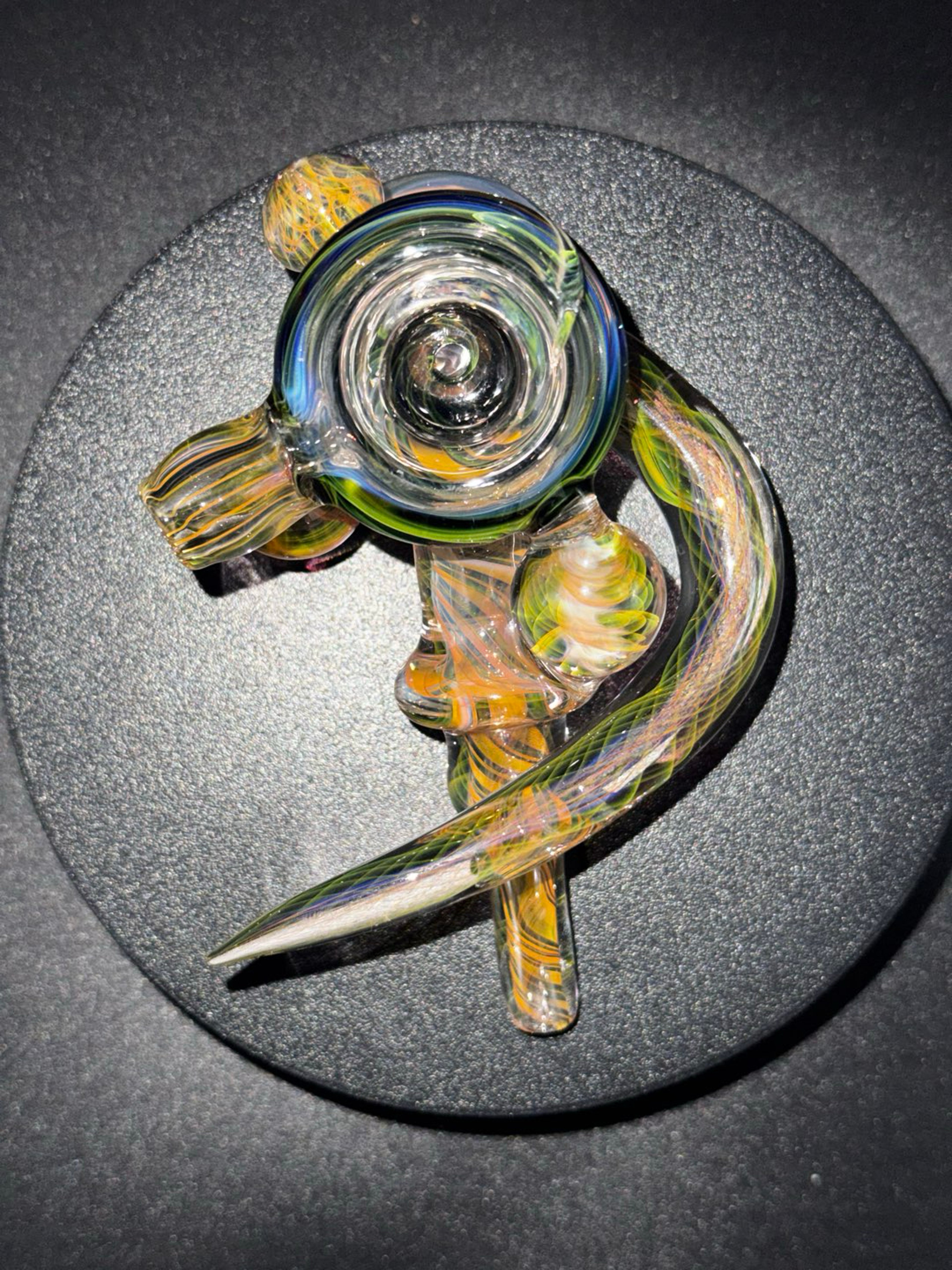 Preview pic of (Damaged) king Leo glass