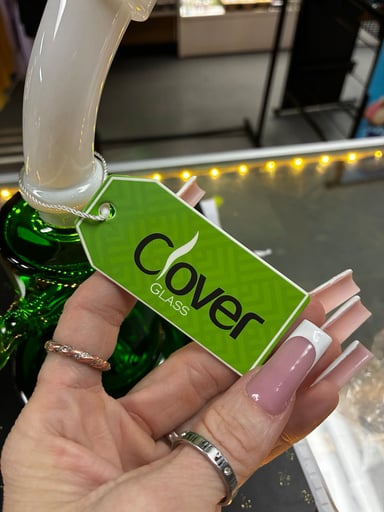 Preview pic of 💚 Clover Glass Mini Showerhead Water Pipe 💚