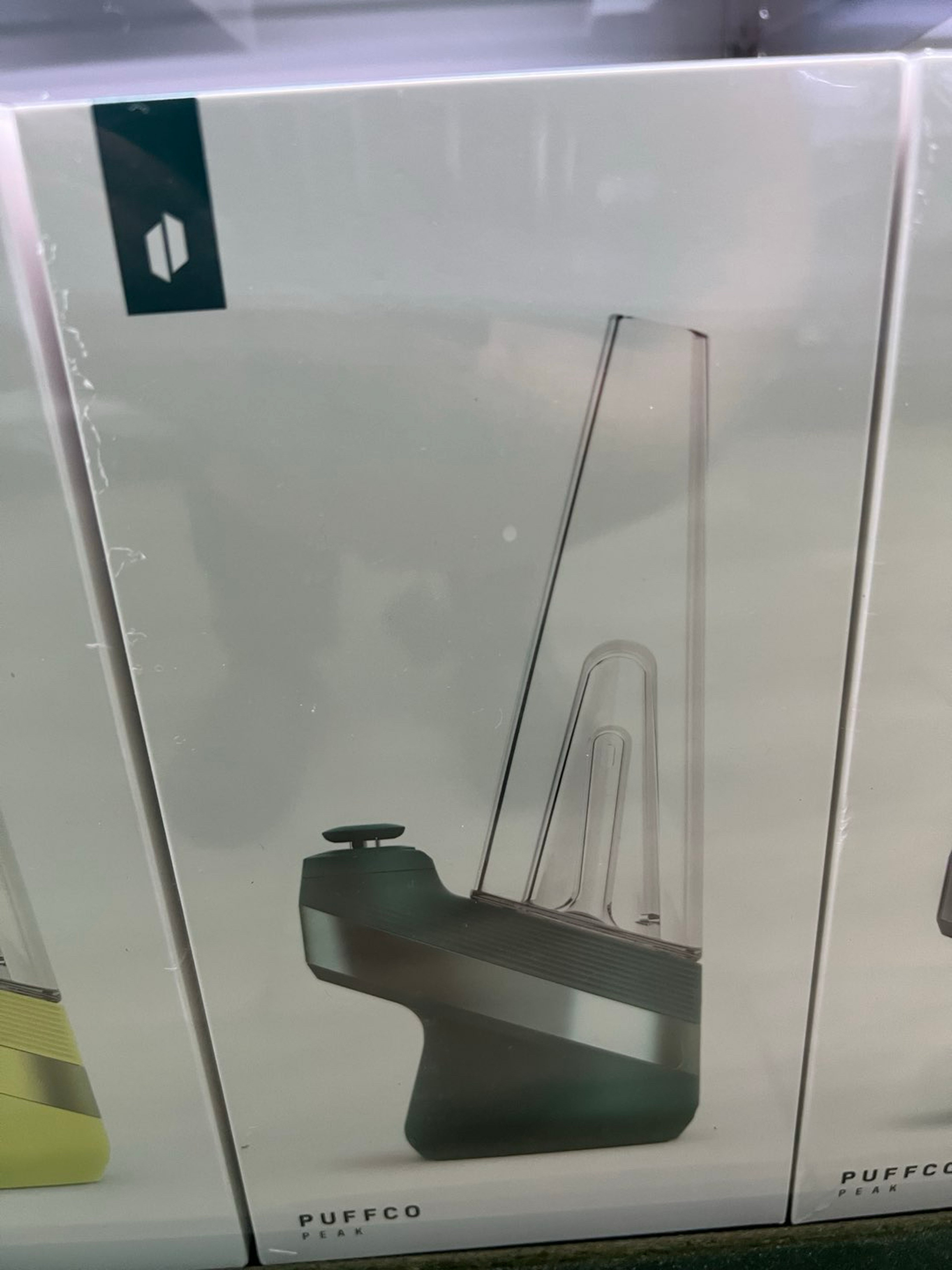 Preview pic of Puffco Peak v2 Pine SEALED