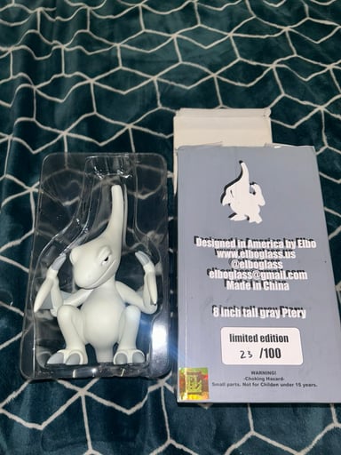 Preview pic of Grey Limited Edition Ptery Elbo Collectible