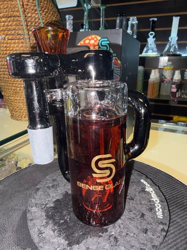 Preview pic of Ash catcher by sense glass