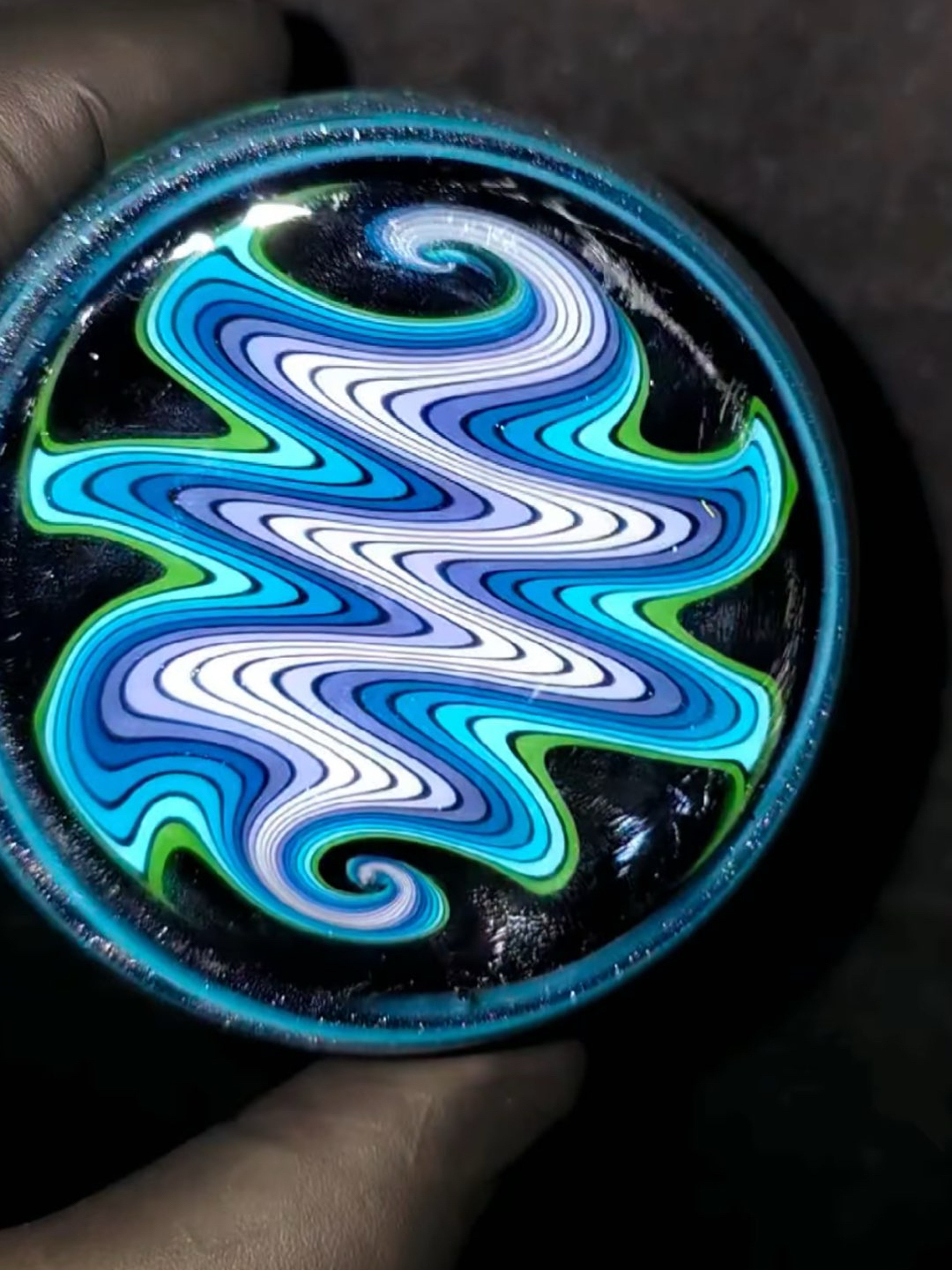 Preview pic of Drinking glass cup wigwag/crushed opal
