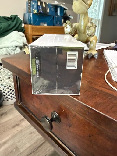 Preview pic of Puffco pivot new unopened