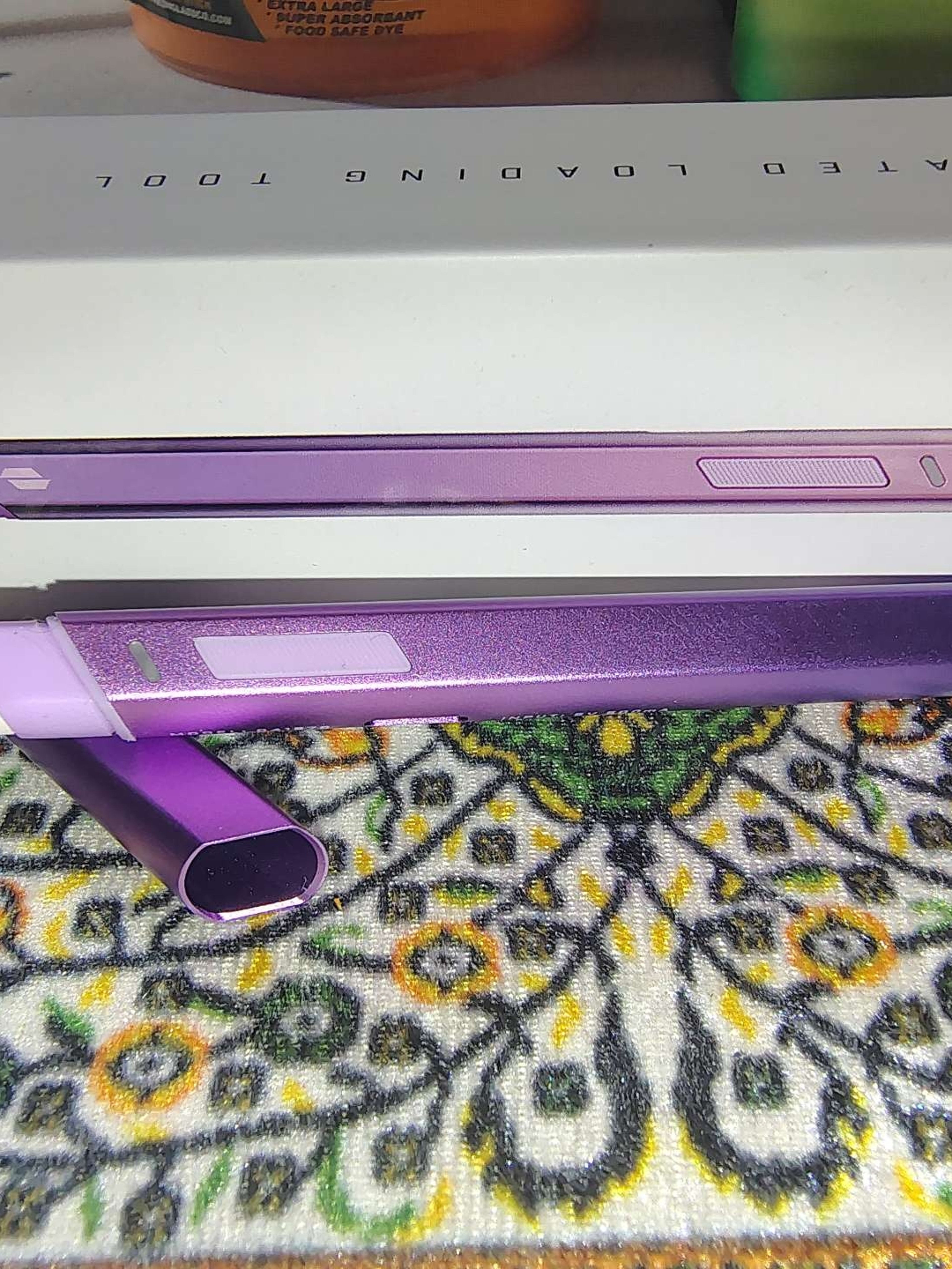 Preview pic of Puffco LE PUFFCON Purple Hotknife
