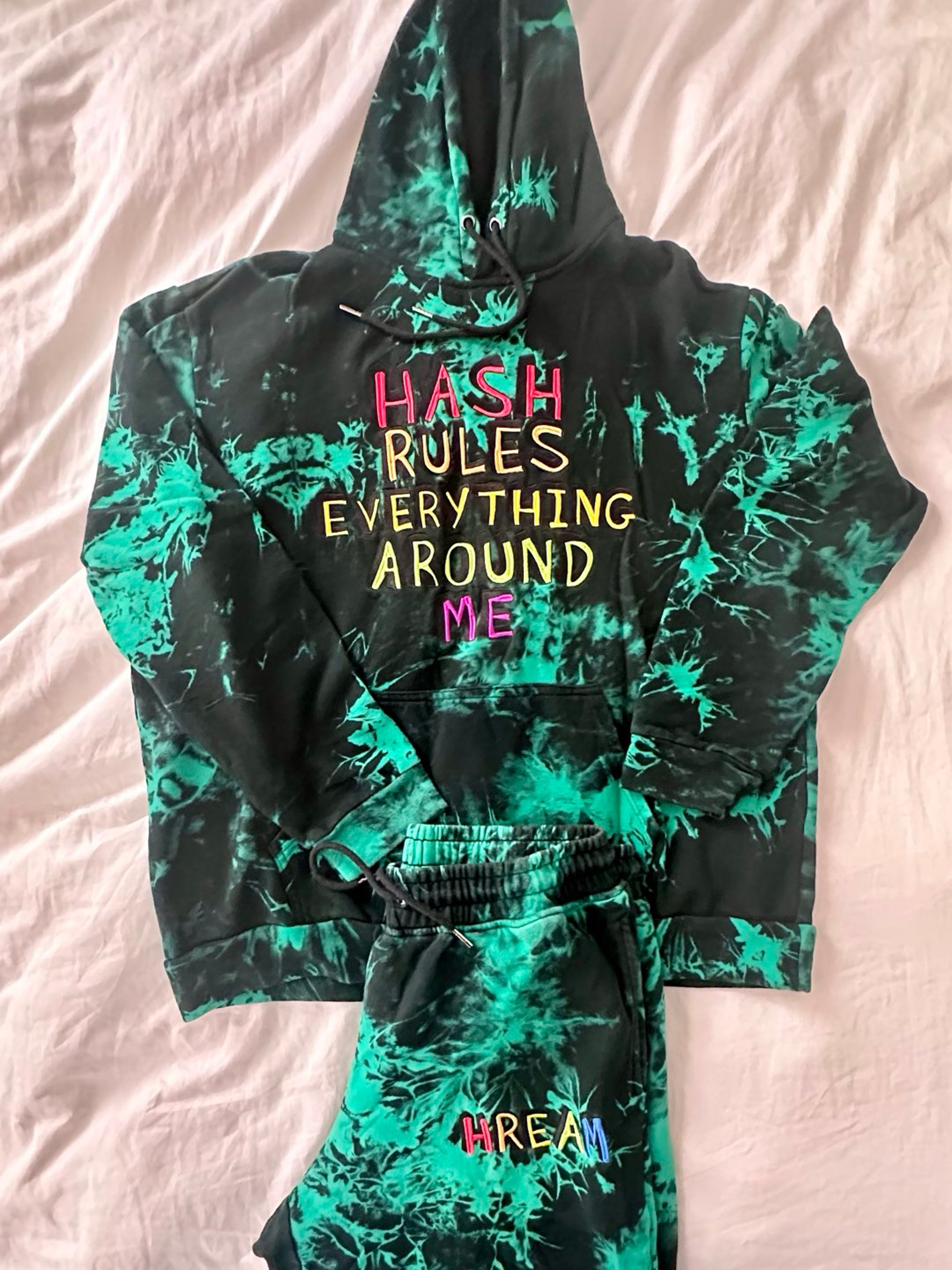 Preview pic of HREAM Sweater and Pants